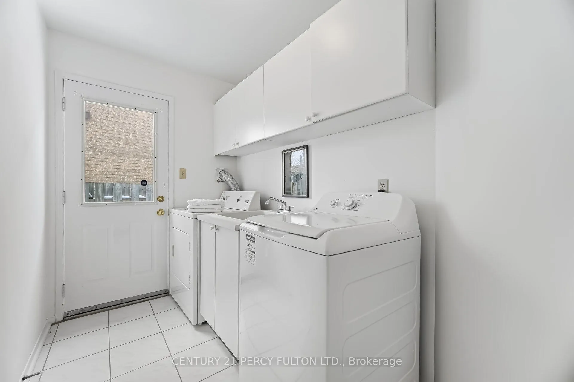 Photo 17 of 1581 Oakburn Street, Pickering, Highbush — HOMEH