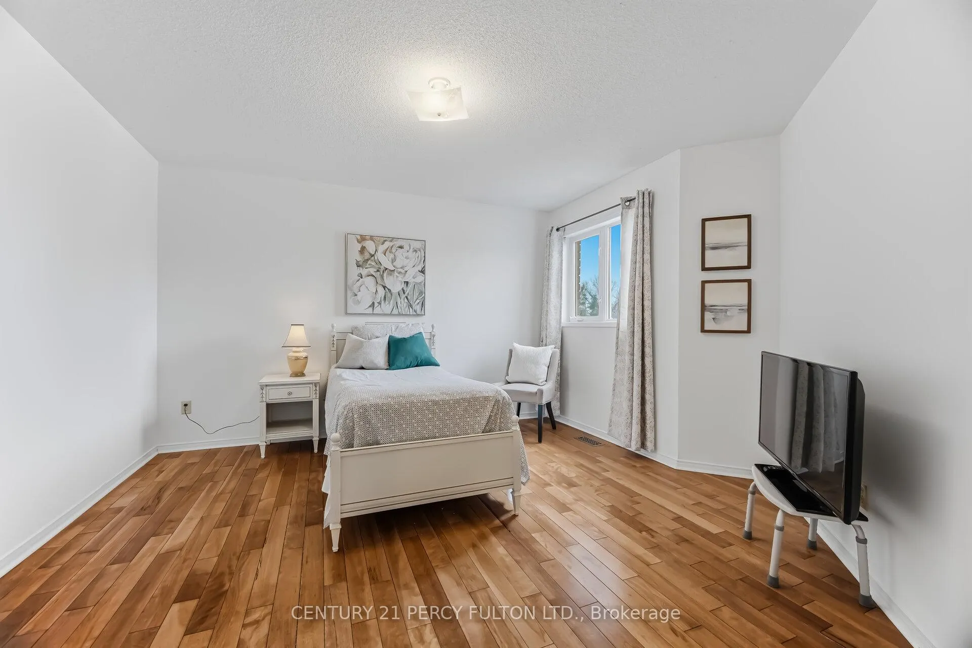 Photo 22 of 1581 Oakburn Street, Pickering, Highbush — HOMEH