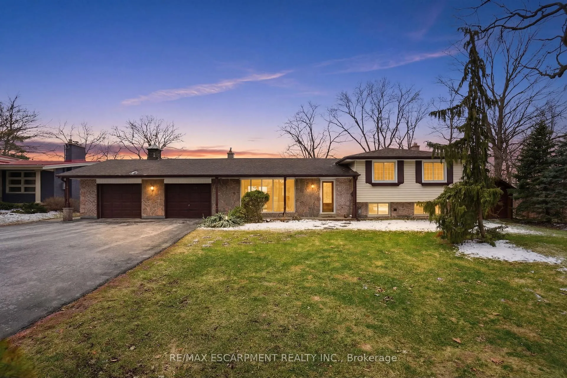 Photo 1 of 1 Thorncrest Boulevard, Hamilton, Pleasant View — HOMEH