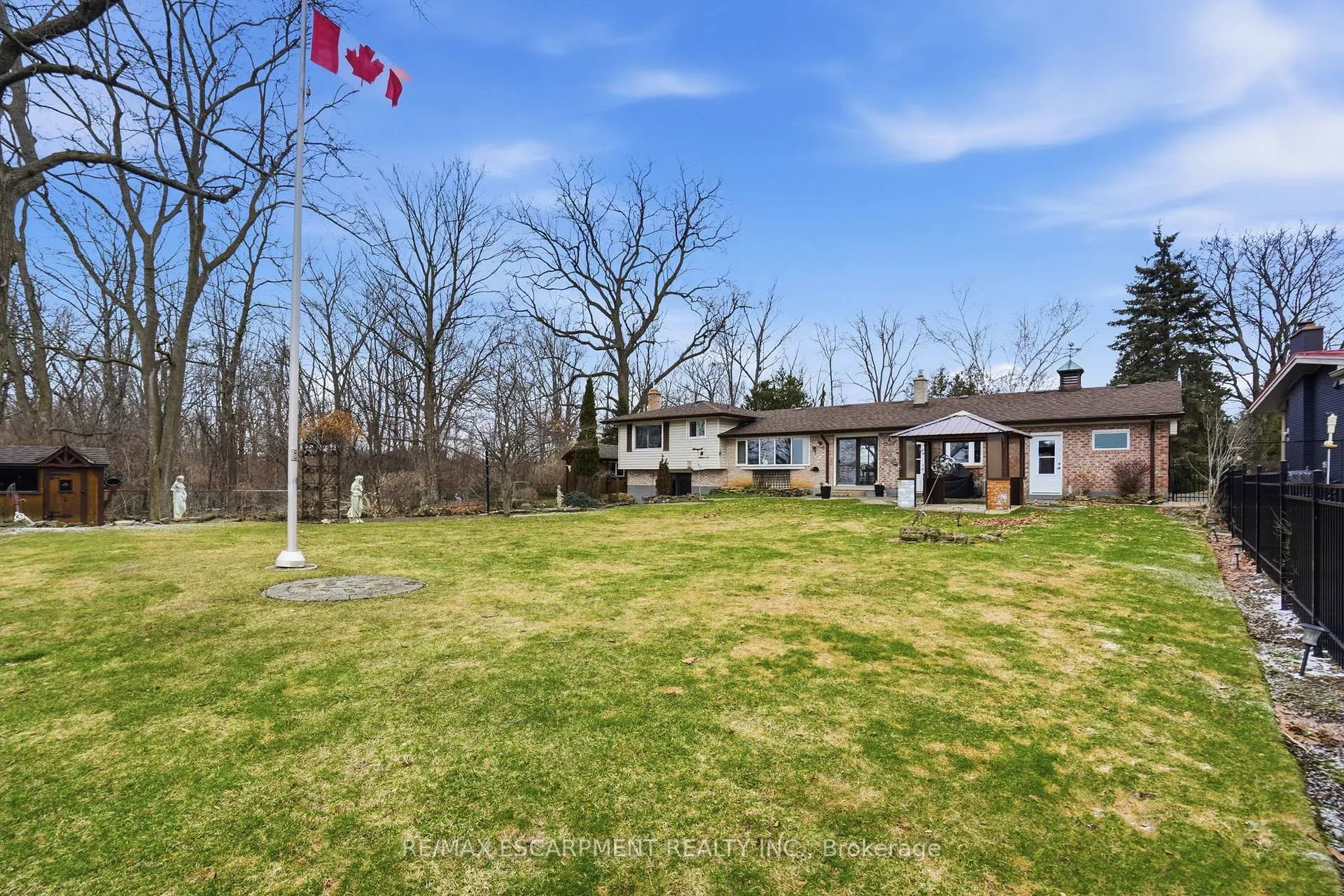 Photo 34 of 1 Thorncrest Boulevard, Hamilton, Pleasant View — HOMEH