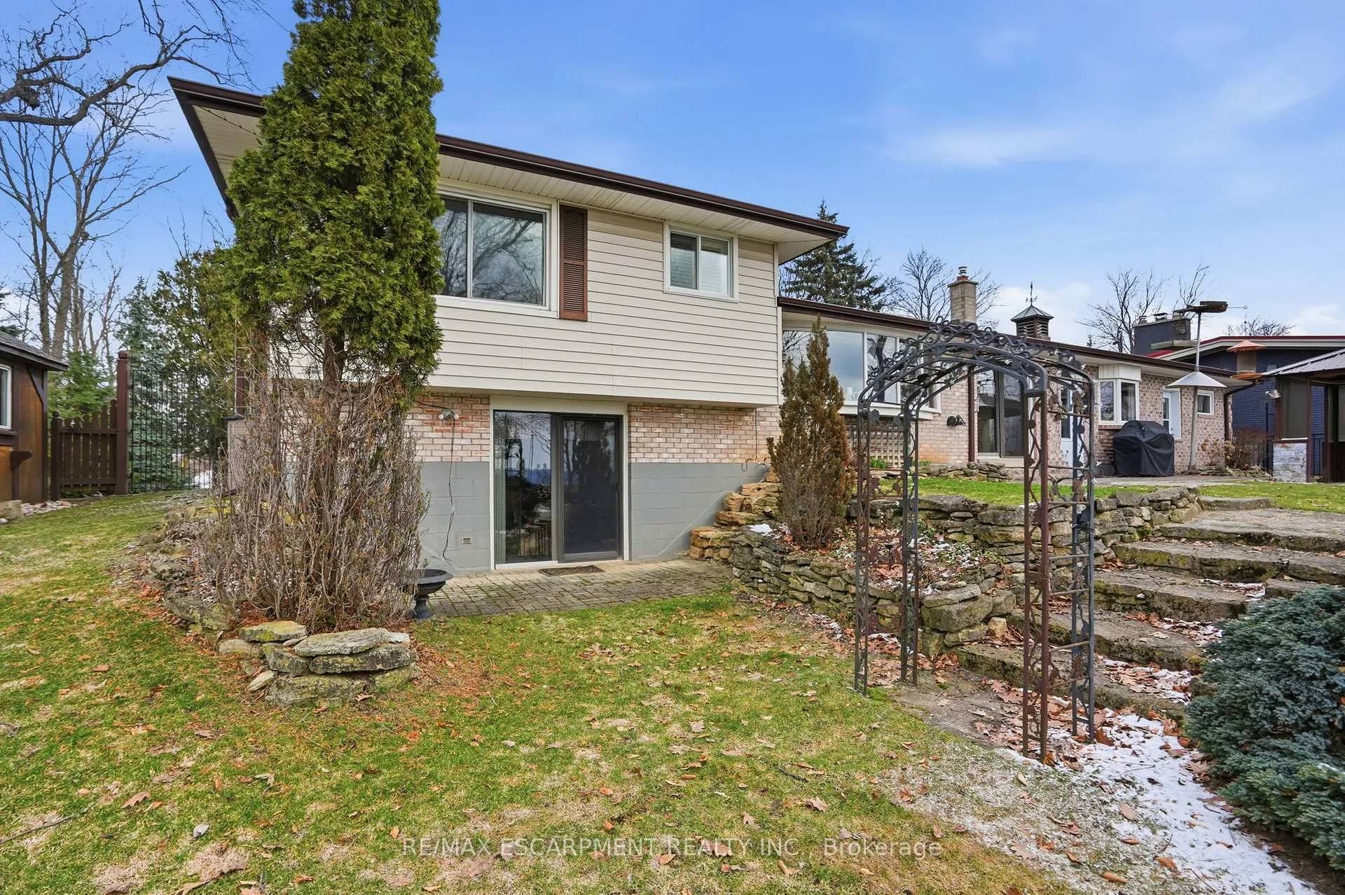Photo 37 of 1 Thorncrest Boulevard, Hamilton, Pleasant View — HOMEH