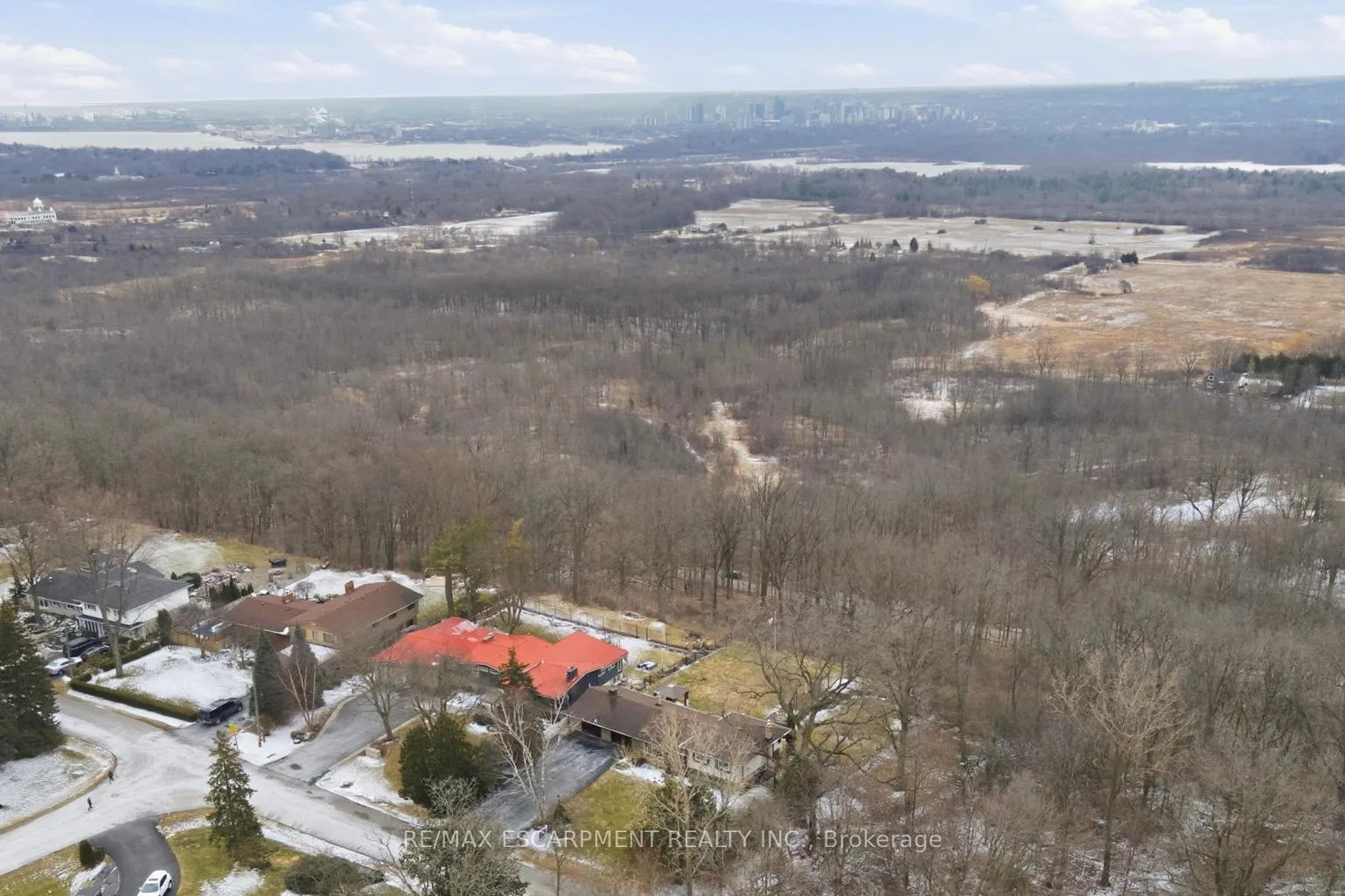 Photo 40 of 1 Thorncrest Boulevard, Hamilton, Pleasant View — HOMEH
