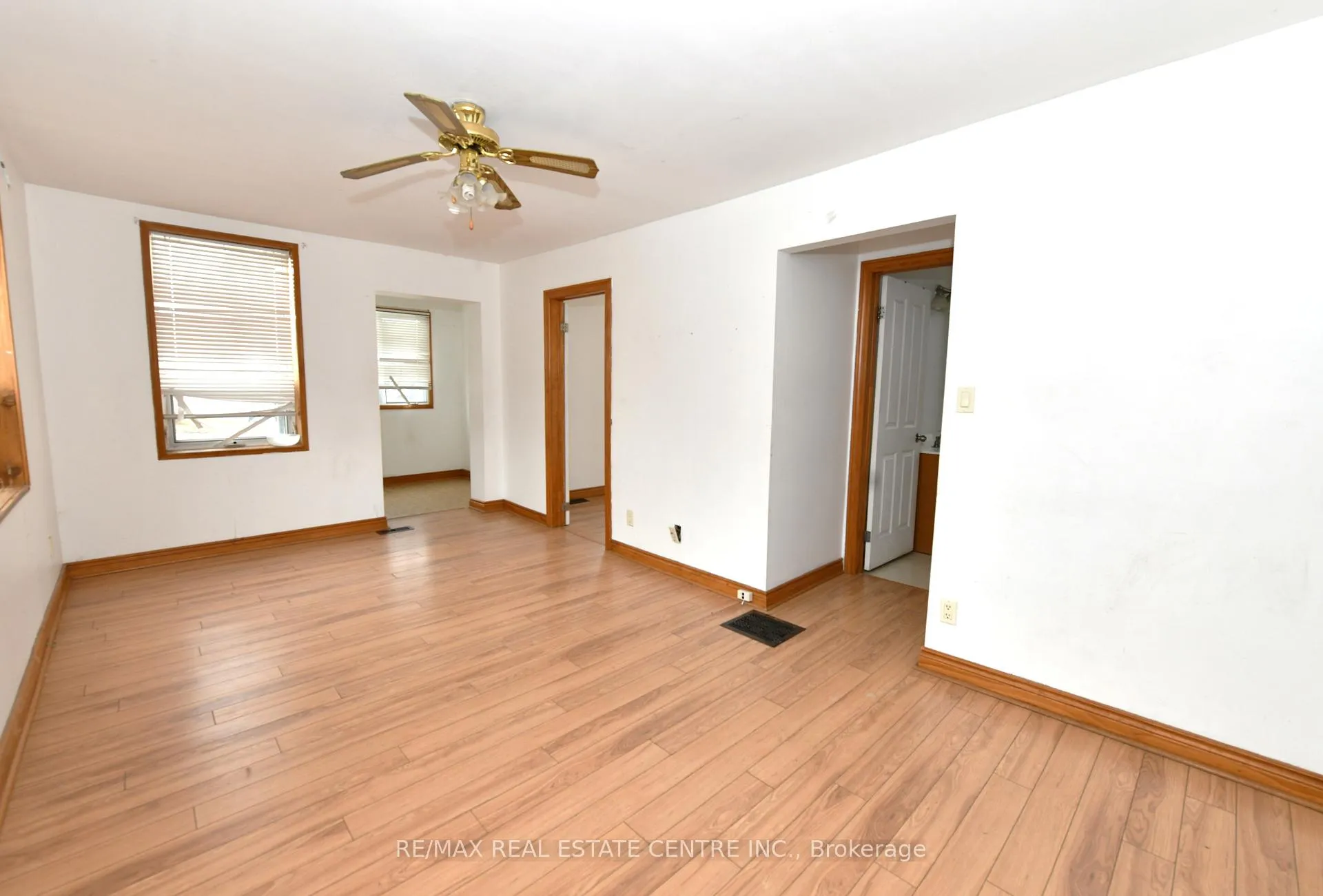 Photo 5 of 1094 Bleams Road, Wilmot — HOMEH