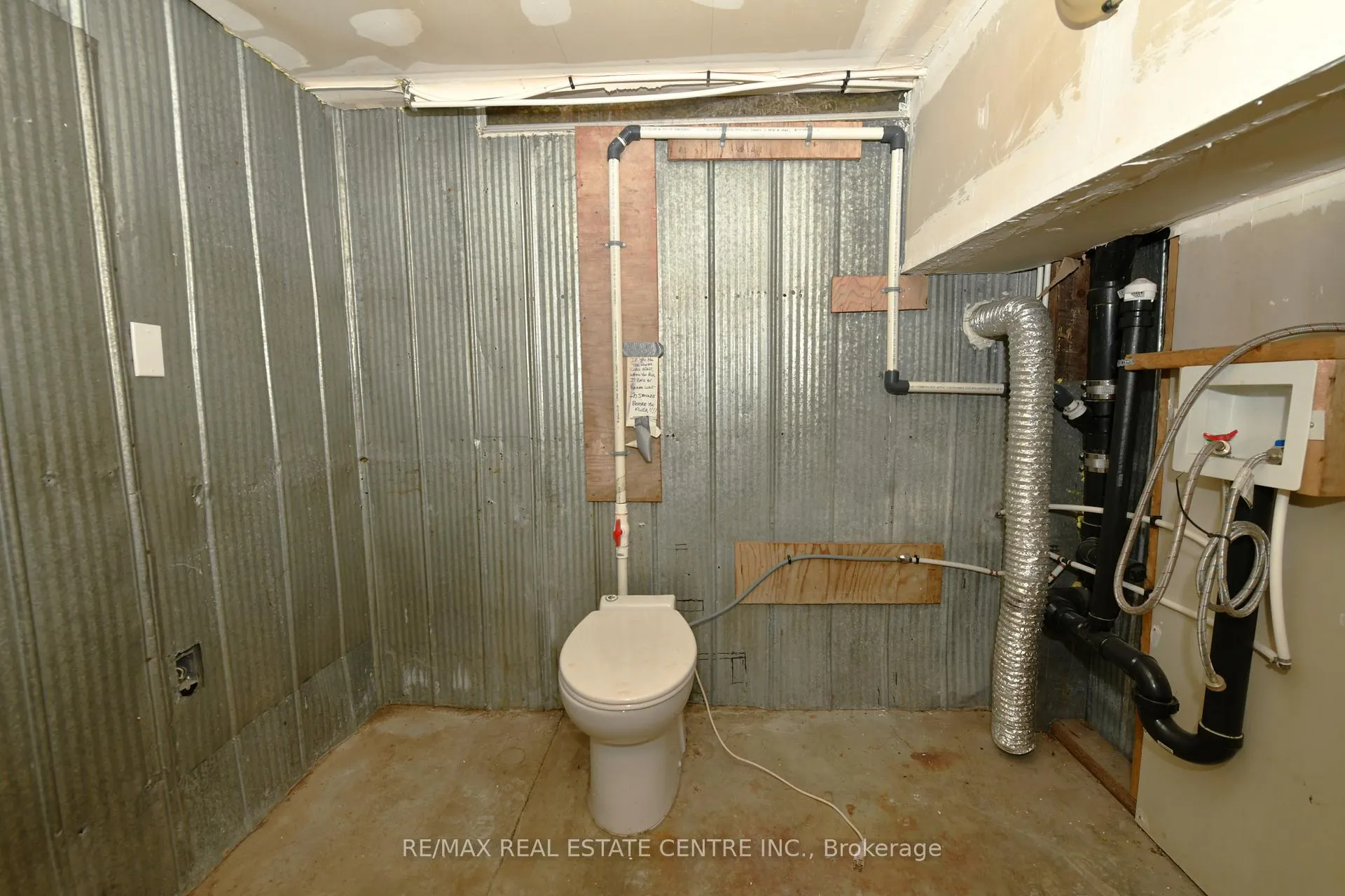 Photo 43 of 1094 Bleams Road, Wilmot — HOMEH