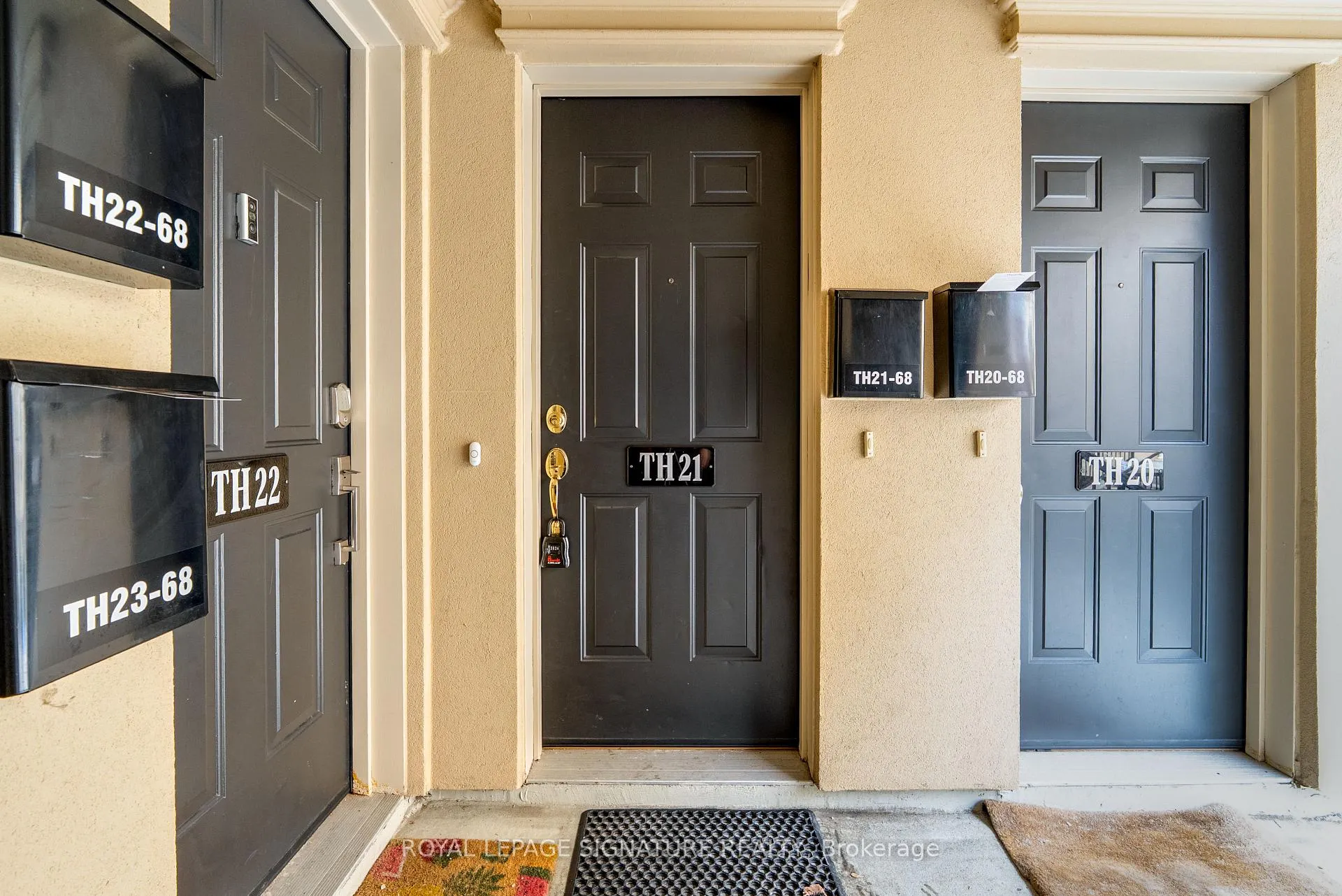 Photo 12 of Unit TH21, 68 Carr Street, Toronto, Kensington-Chinatown — HOMEH