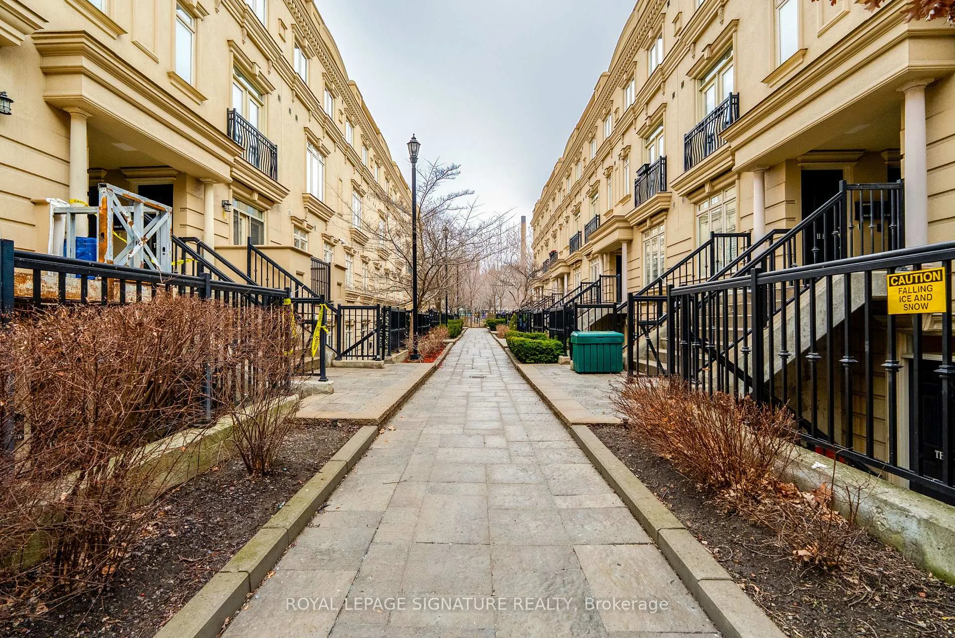 Photo 14 of Unit TH21, 68 Carr Street, Toronto, Kensington-Chinatown — HOMEH