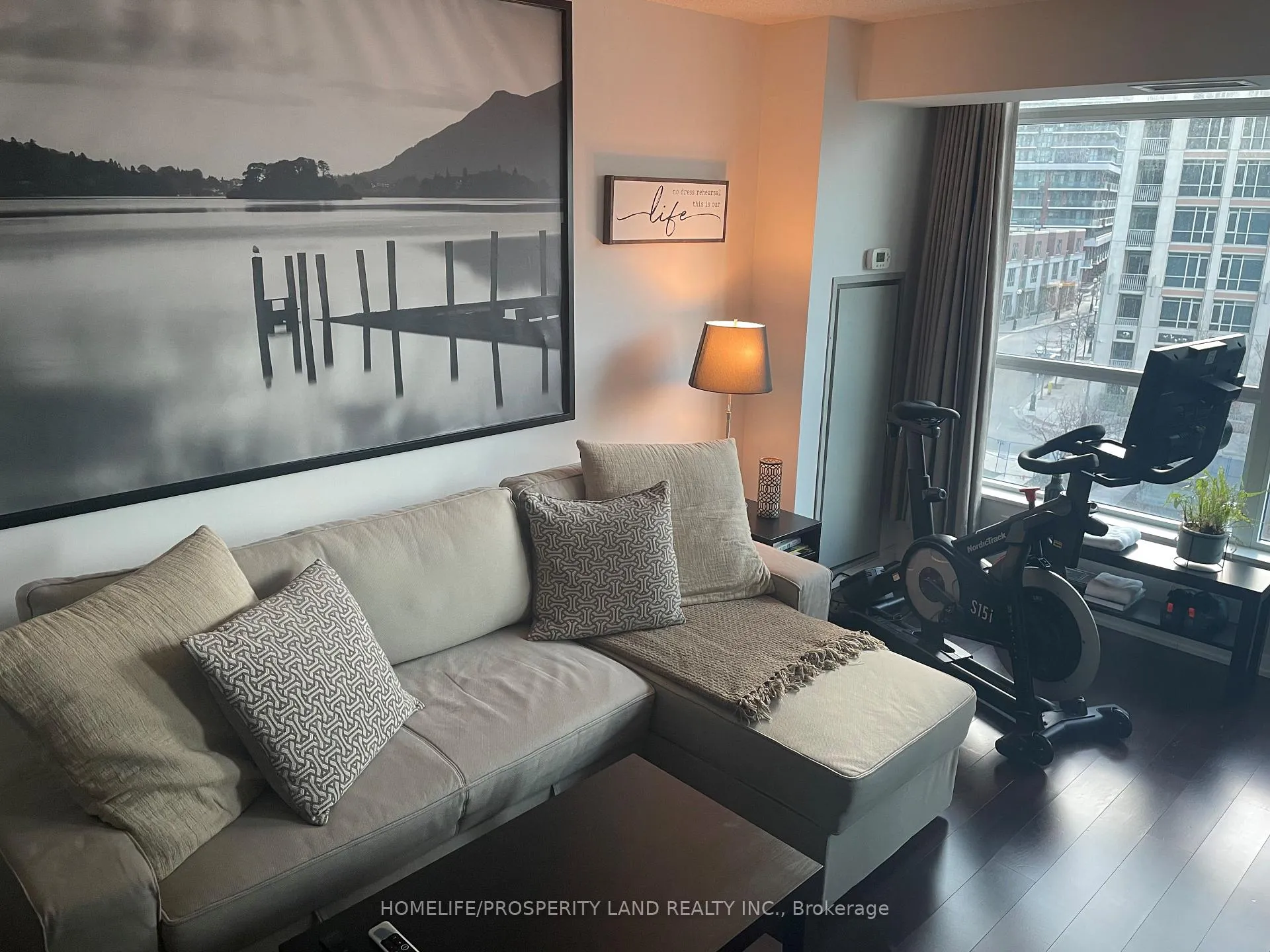 Photo 3 of Unit 521, 215 Fort York Boulevard, Toronto, Niagara — HOMEH