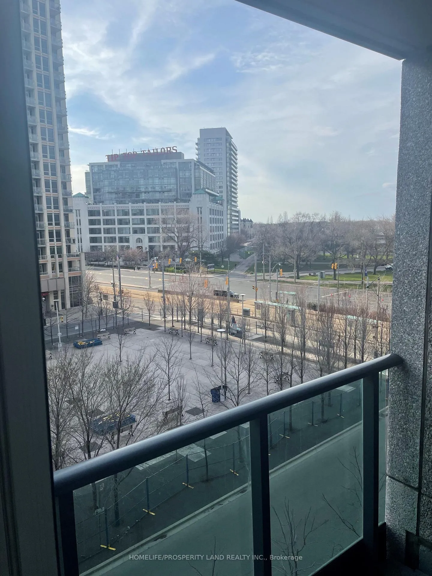 Photo 6 of Unit 521, 215 Fort York Boulevard, Toronto, Niagara — HOMEH