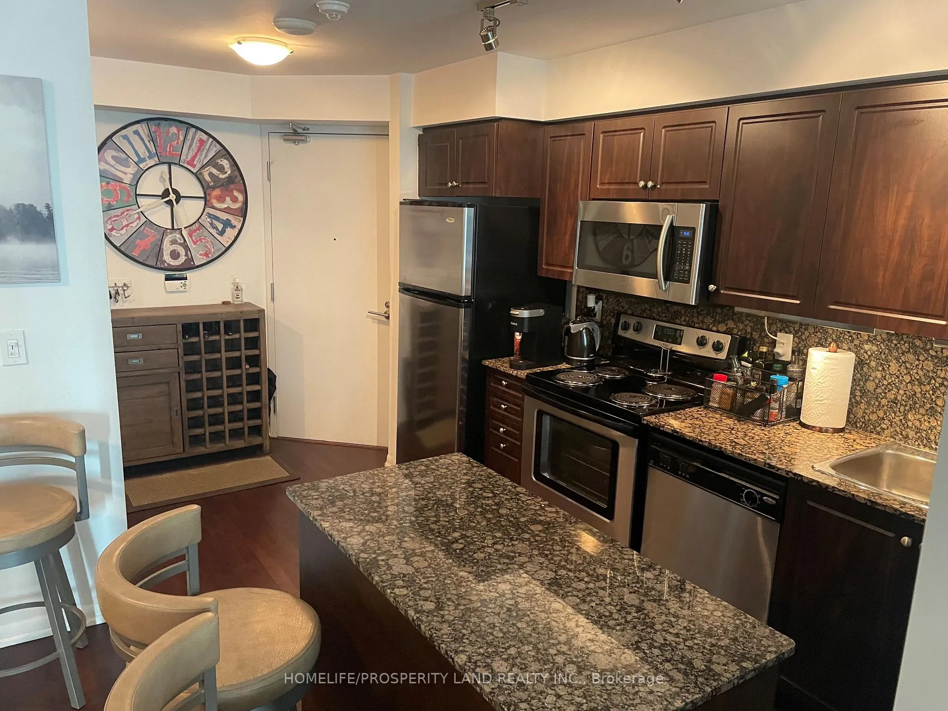 Photo 11 of Unit 521, 215 Fort York Boulevard, Toronto, Niagara — HOMEH