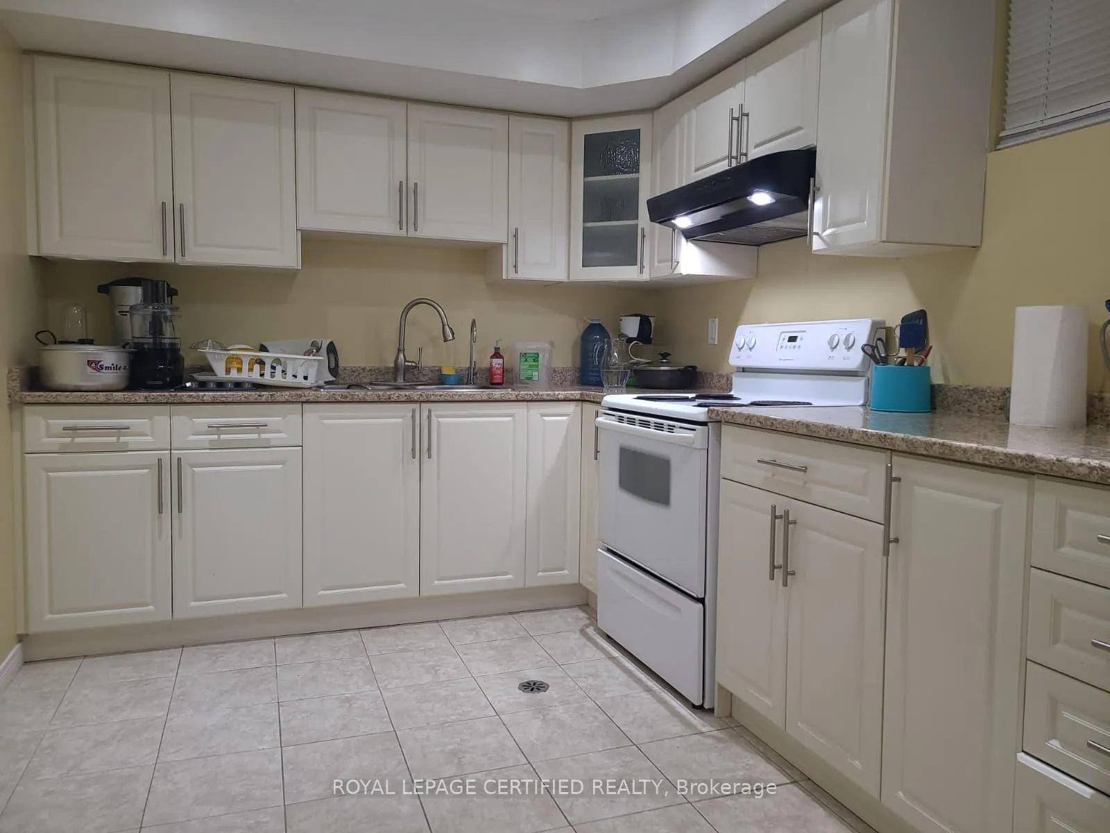 Photo 11 of Unit BSMNT, 12 Peer Drive, Guelph, Kortright Hills — HOMEH