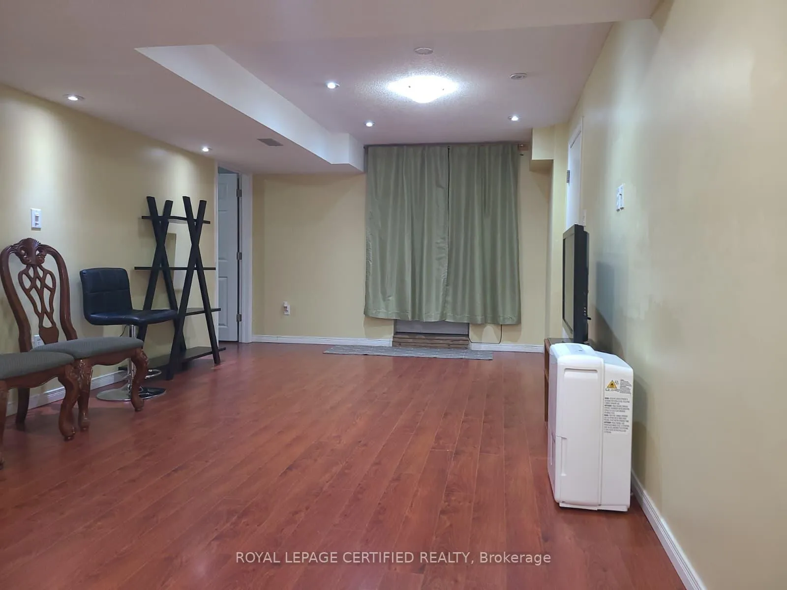 Photo 13 of Unit BSMNT, 12 Peer Drive, Guelph, Kortright Hills — HOMEH