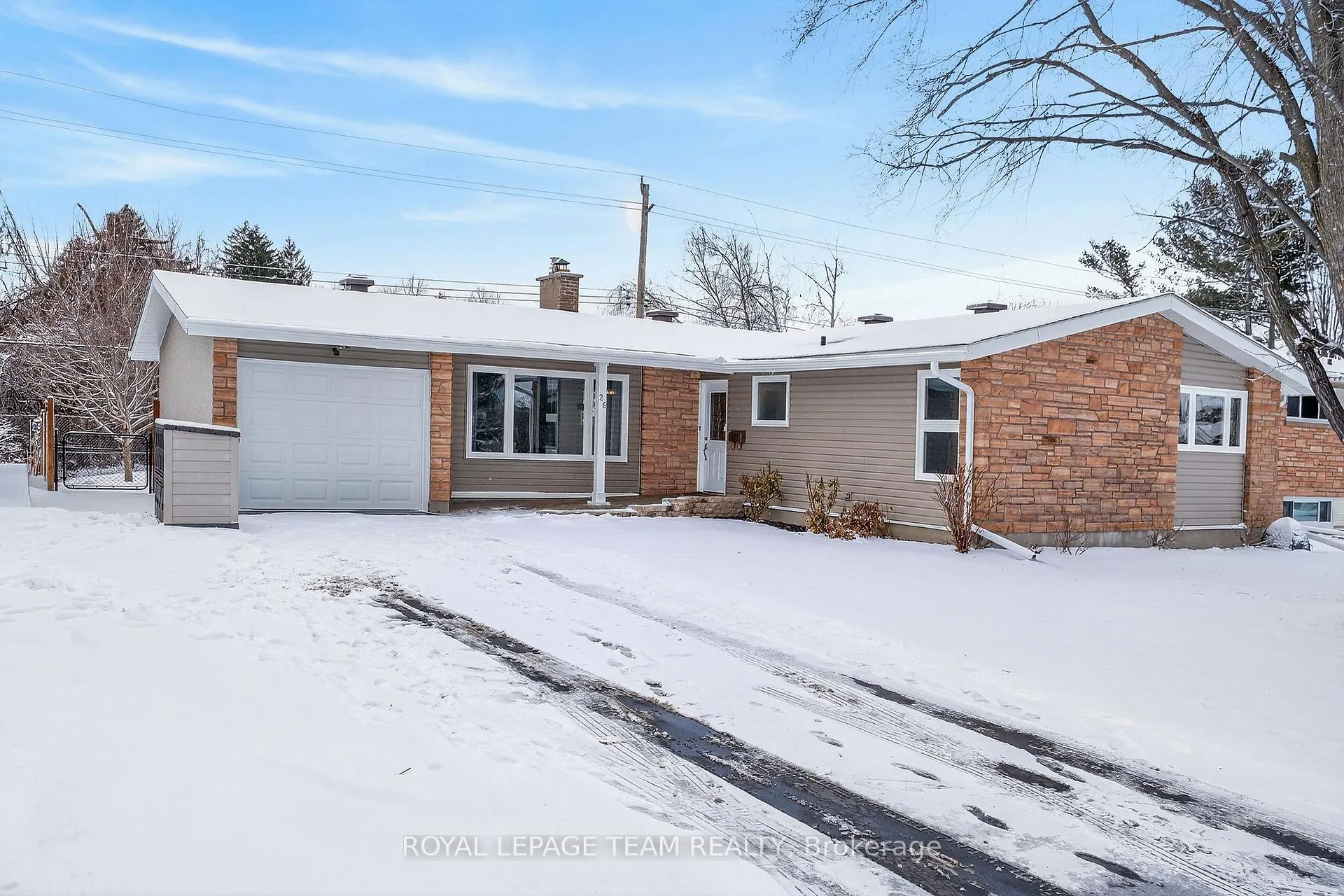 Photo 3 of 26 Solva Drive, Ottawa, Crystal Beach — HOMEH