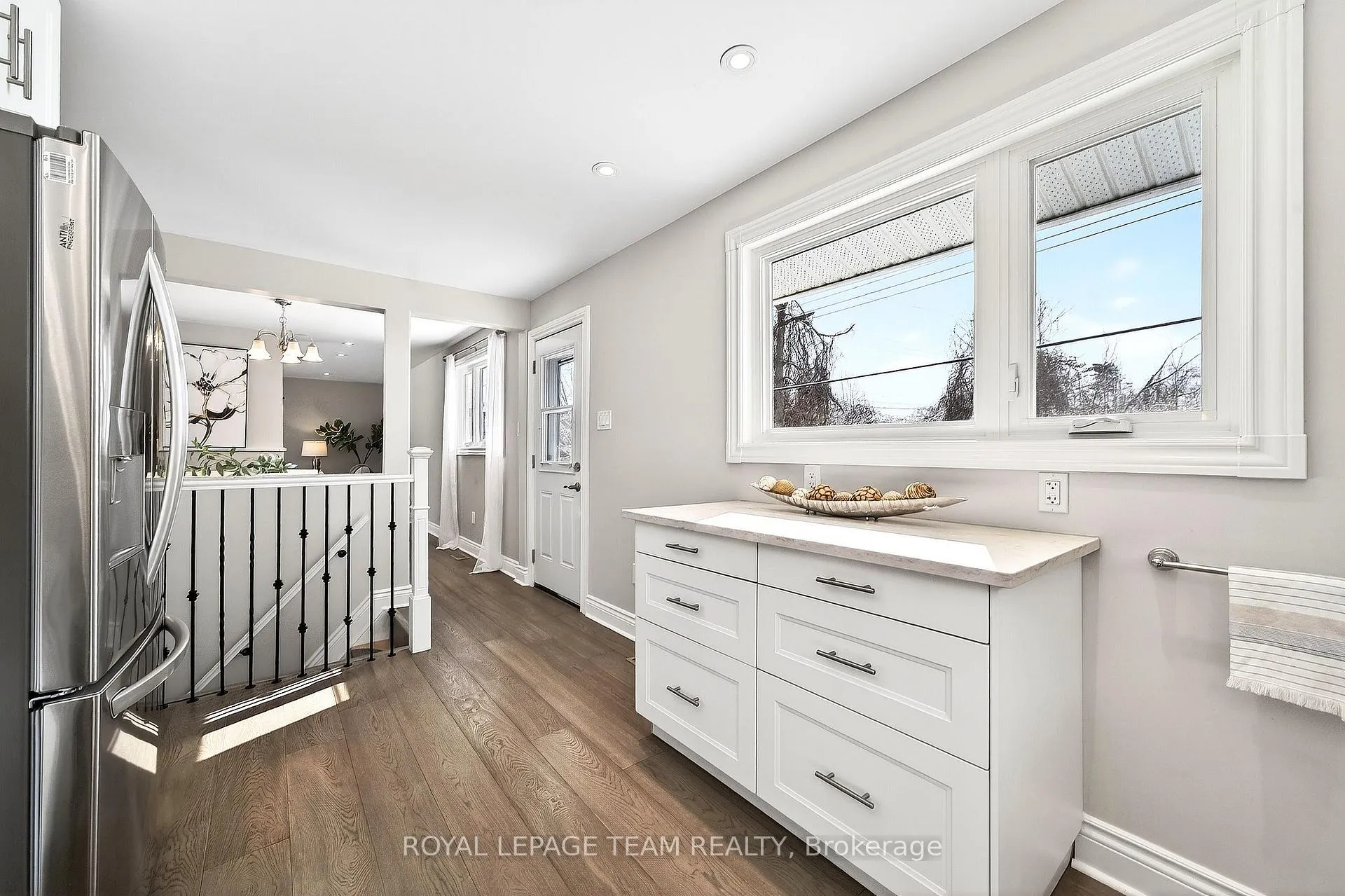 Photo 18 of 26 Solva Drive, Ottawa, Crystal Beach — HOMEH