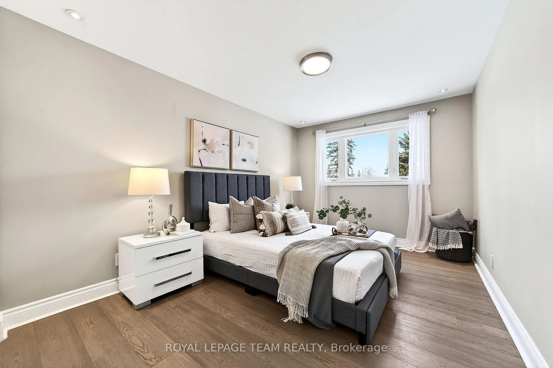 Photo 20 of 26 Solva Drive, Ottawa, Crystal Beach — HOMEH