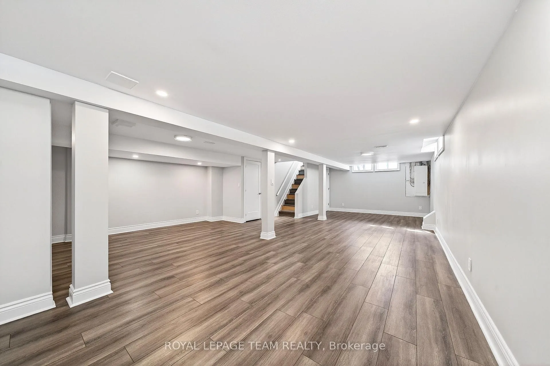 Photo 29 of 26 Solva Drive, Ottawa, Crystal Beach — HOMEH