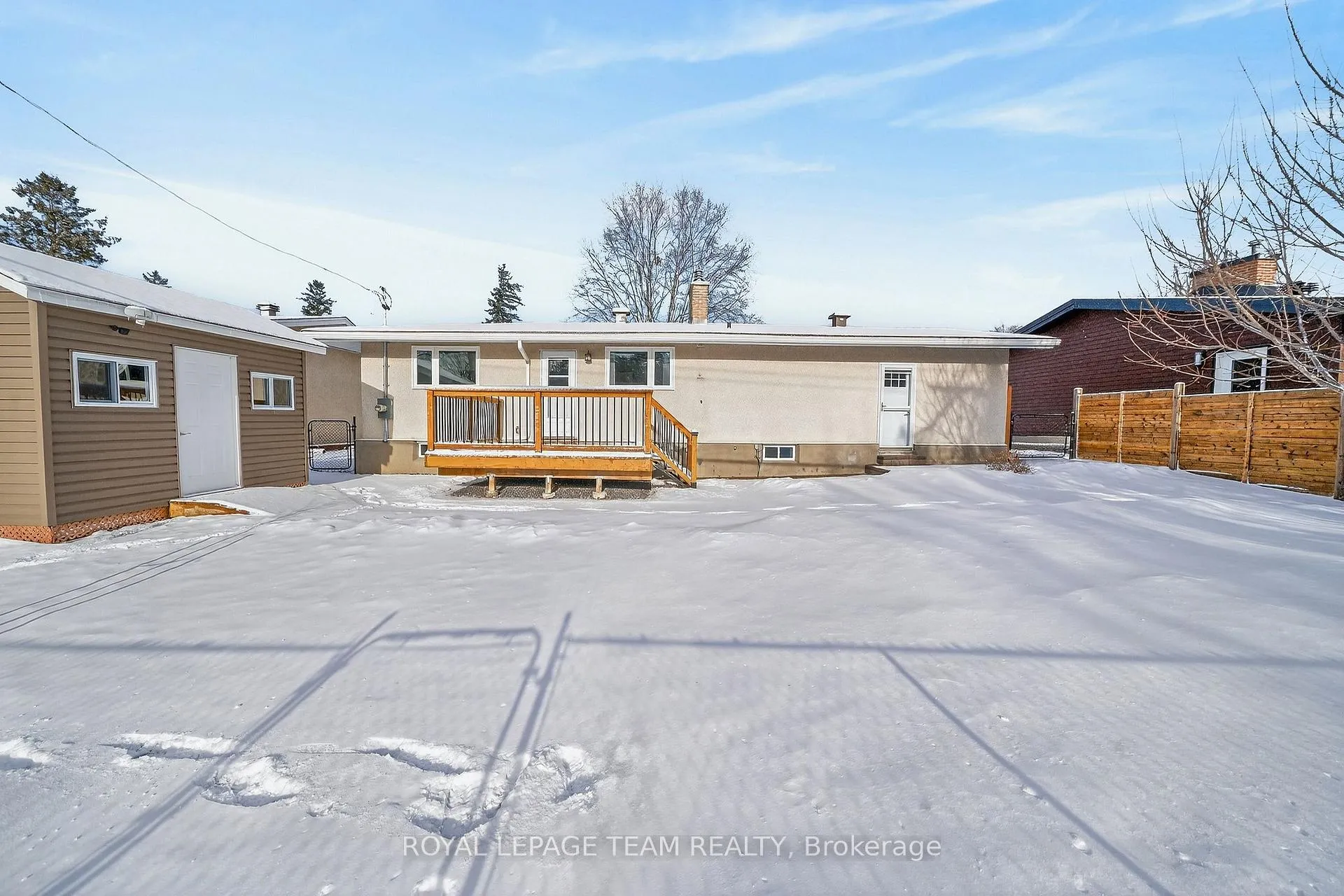 Photo 40 of 26 Solva Drive, Ottawa, Crystal Beach — HOMEH