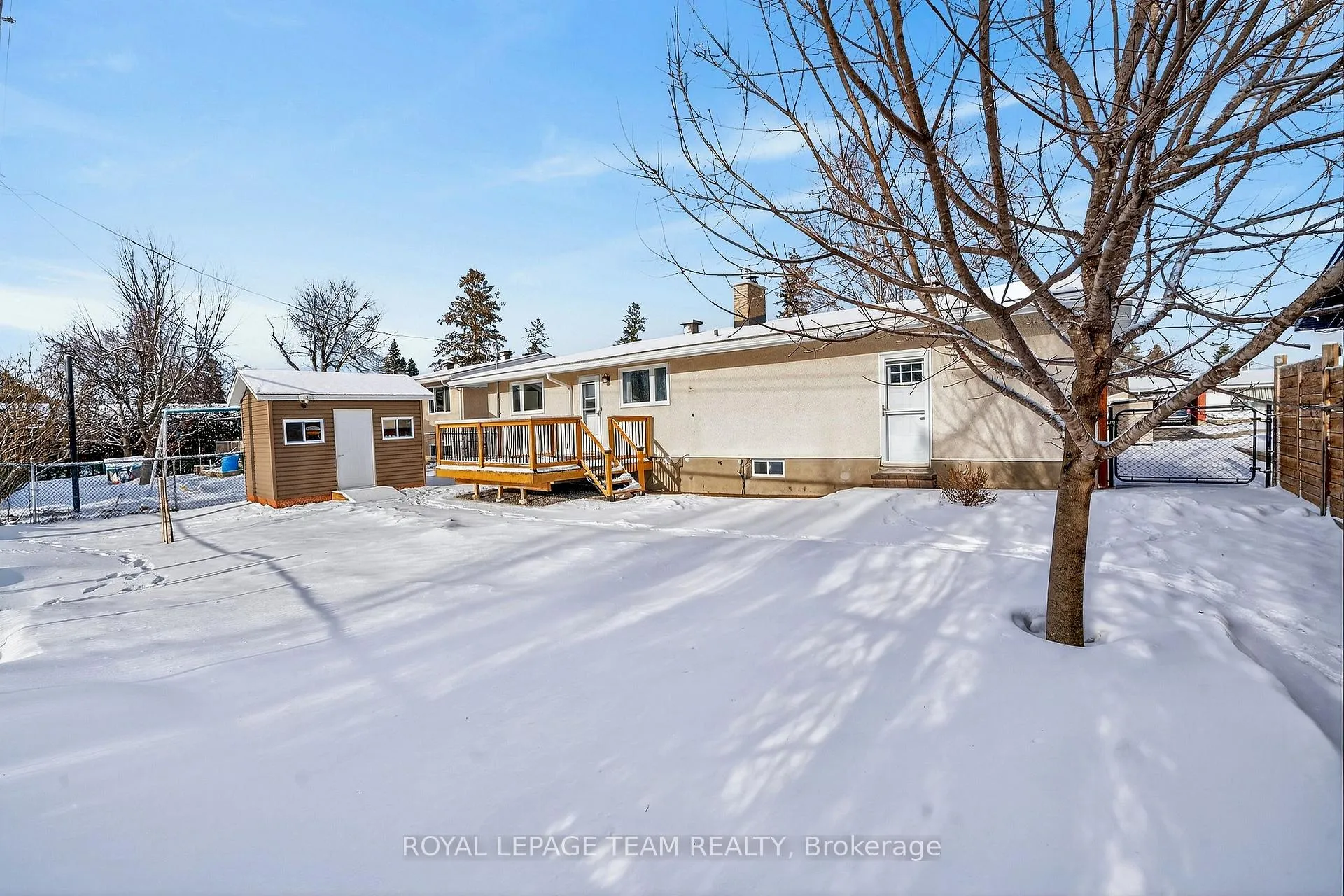 Photo 42 of 26 Solva Drive, Ottawa, Crystal Beach — HOMEH