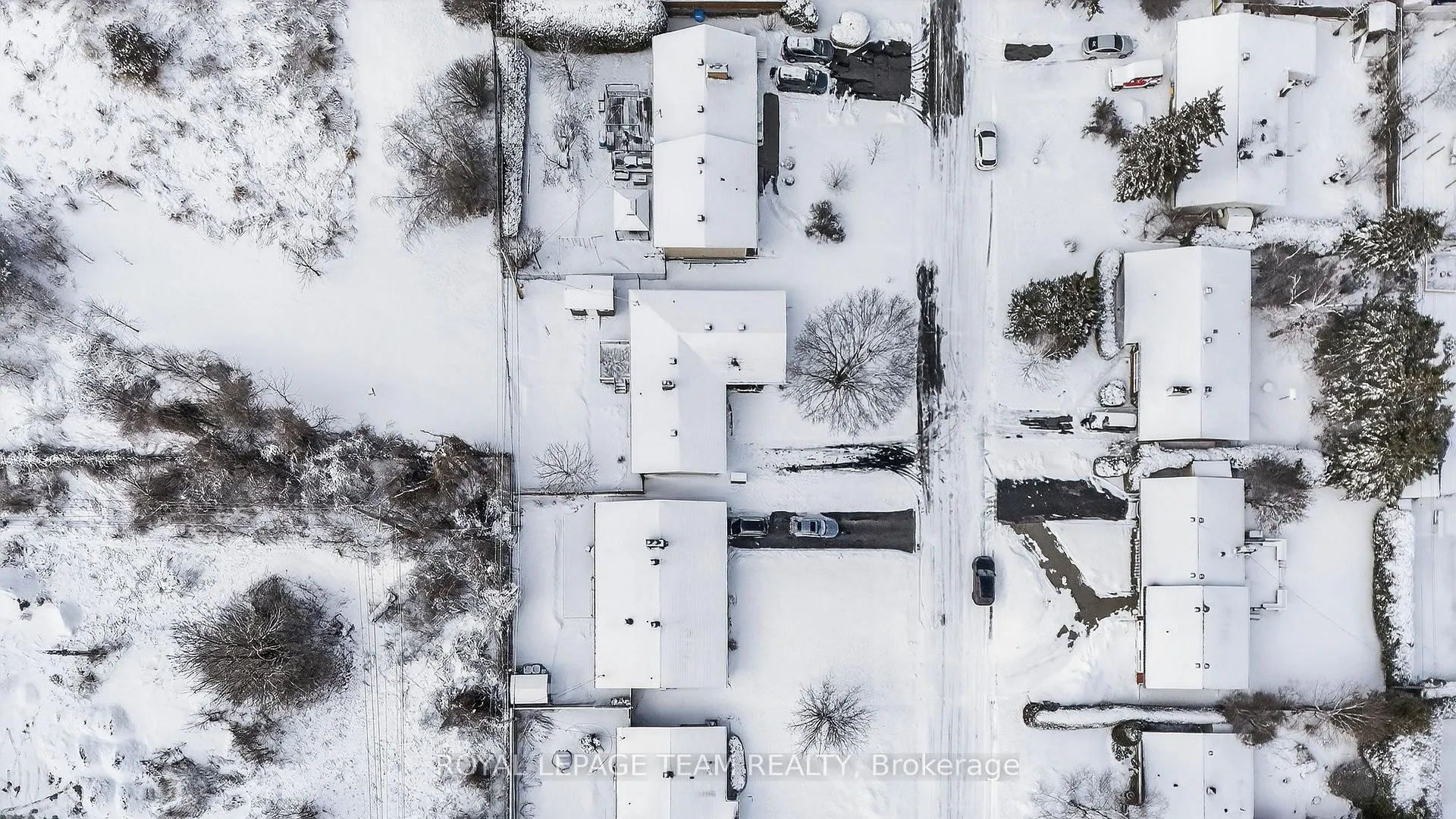 Photo 44 of 26 Solva Drive, Ottawa, Crystal Beach — HOMEH