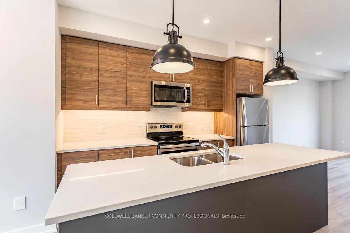 Photo 13 of 29 Wilings Lane, Hamilton, Ancaster — HOMEH