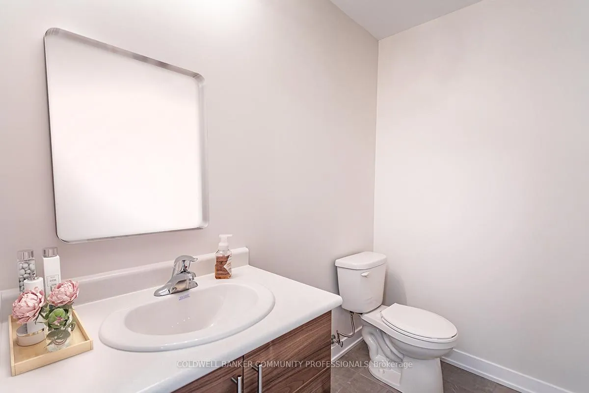 Photo 26 of 29 Wilings Lane, Hamilton, Ancaster — HOMEH