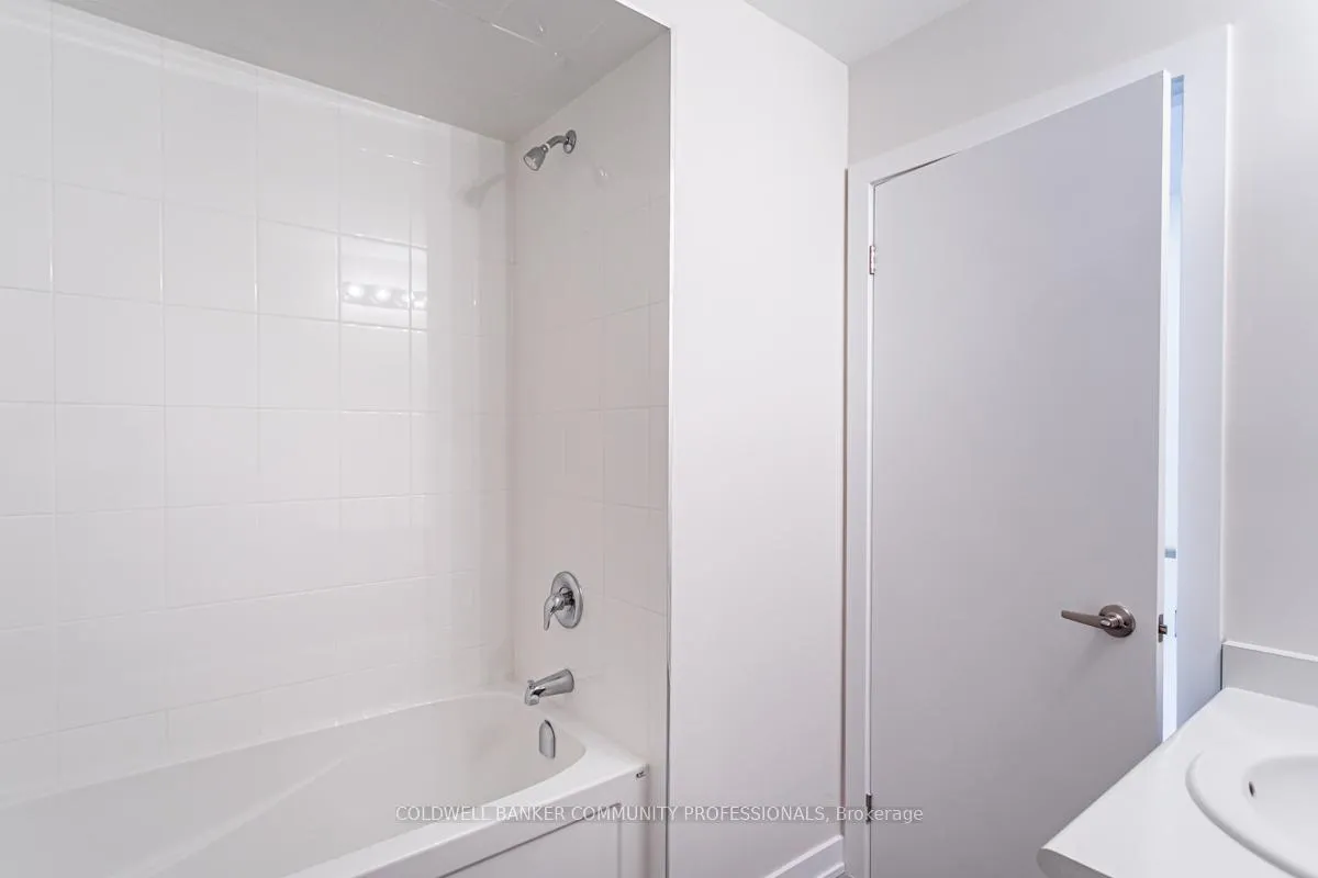 Photo 27 of 29 Wilings Lane, Hamilton, Ancaster — HOMEH