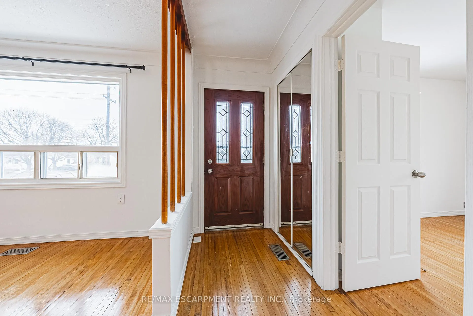 Photo 4 of 1124 Dunsmure Road, Hamilton, Normanhurst — HOMEH