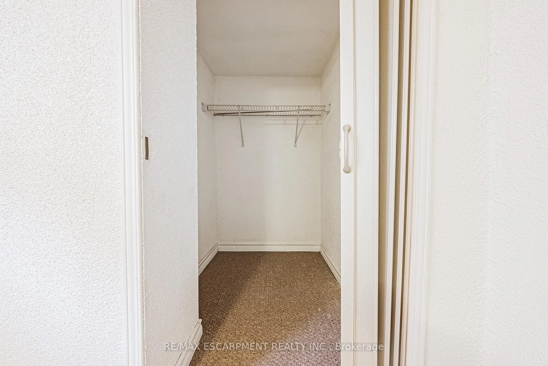 Photo 26 of 1124 Dunsmure Road, Hamilton, Normanhurst — HOMEH