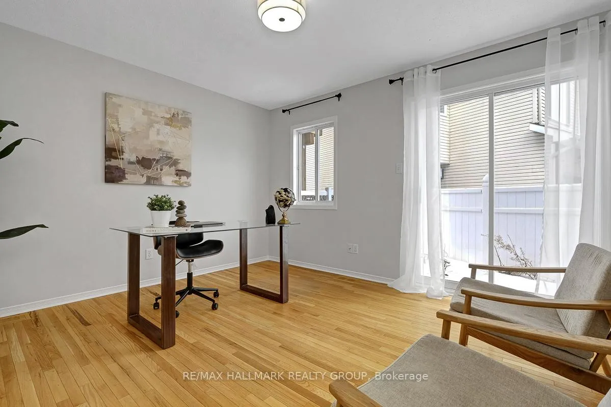 Photo 6 of 1 Rothbury Crescent, Ottawa, CFB Rockcliffe and Area — HOMEH