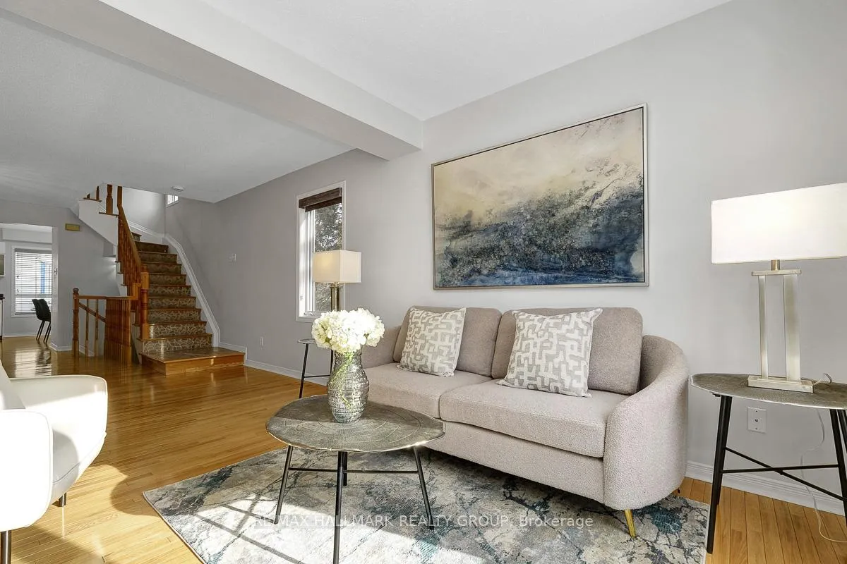 Photo 14 of 1 Rothbury Crescent, Ottawa, CFB Rockcliffe and Area — HOMEH