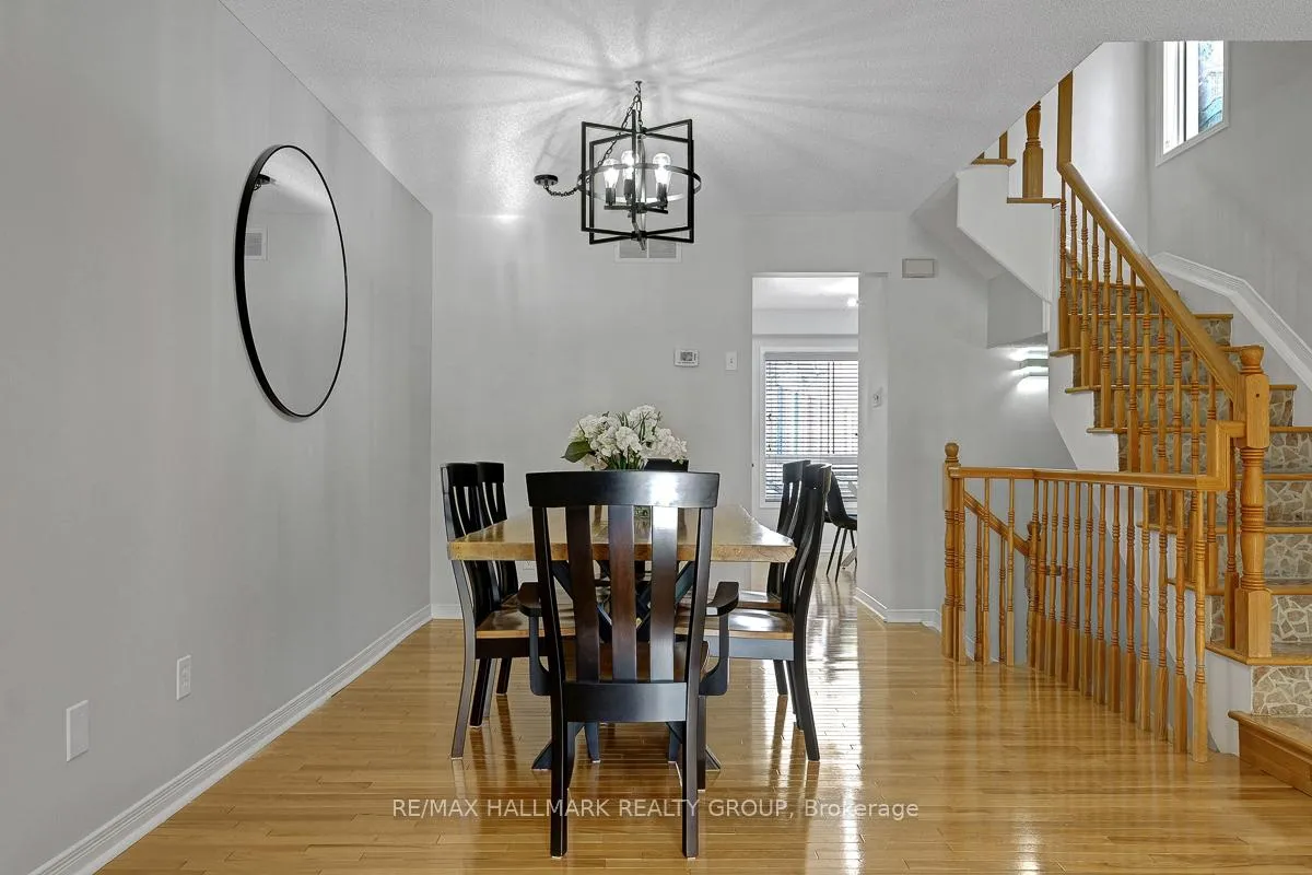Photo 18 of 1 Rothbury Crescent, Ottawa, CFB Rockcliffe and Area — HOMEH