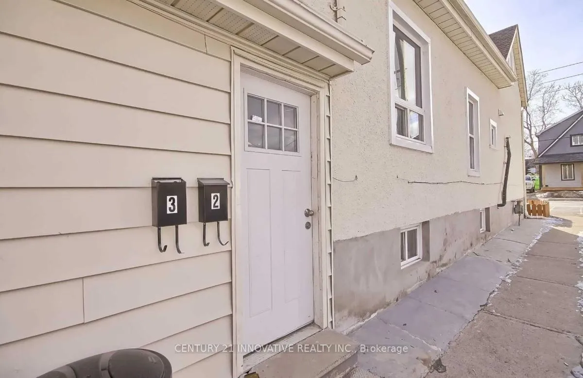 Photo 4 of 211 Albert Street, Oshawa, Central — HOMEH