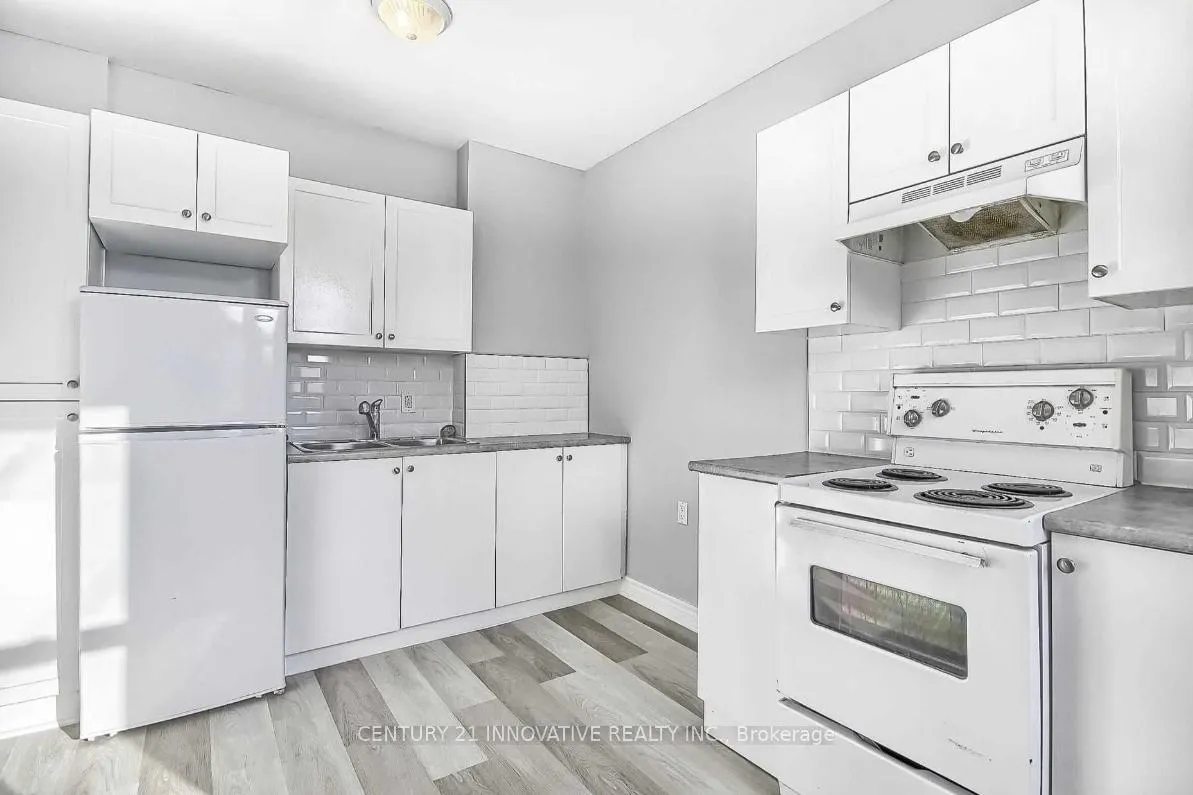 Photo 9 of 211 Albert Street, Oshawa, Central — HOMEH