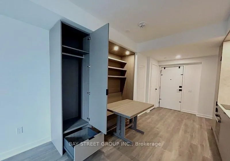 Photo 5 of Unit 1307, 55 Charles Street E, Toronto, Church-Yonge Corridor — HOMEH