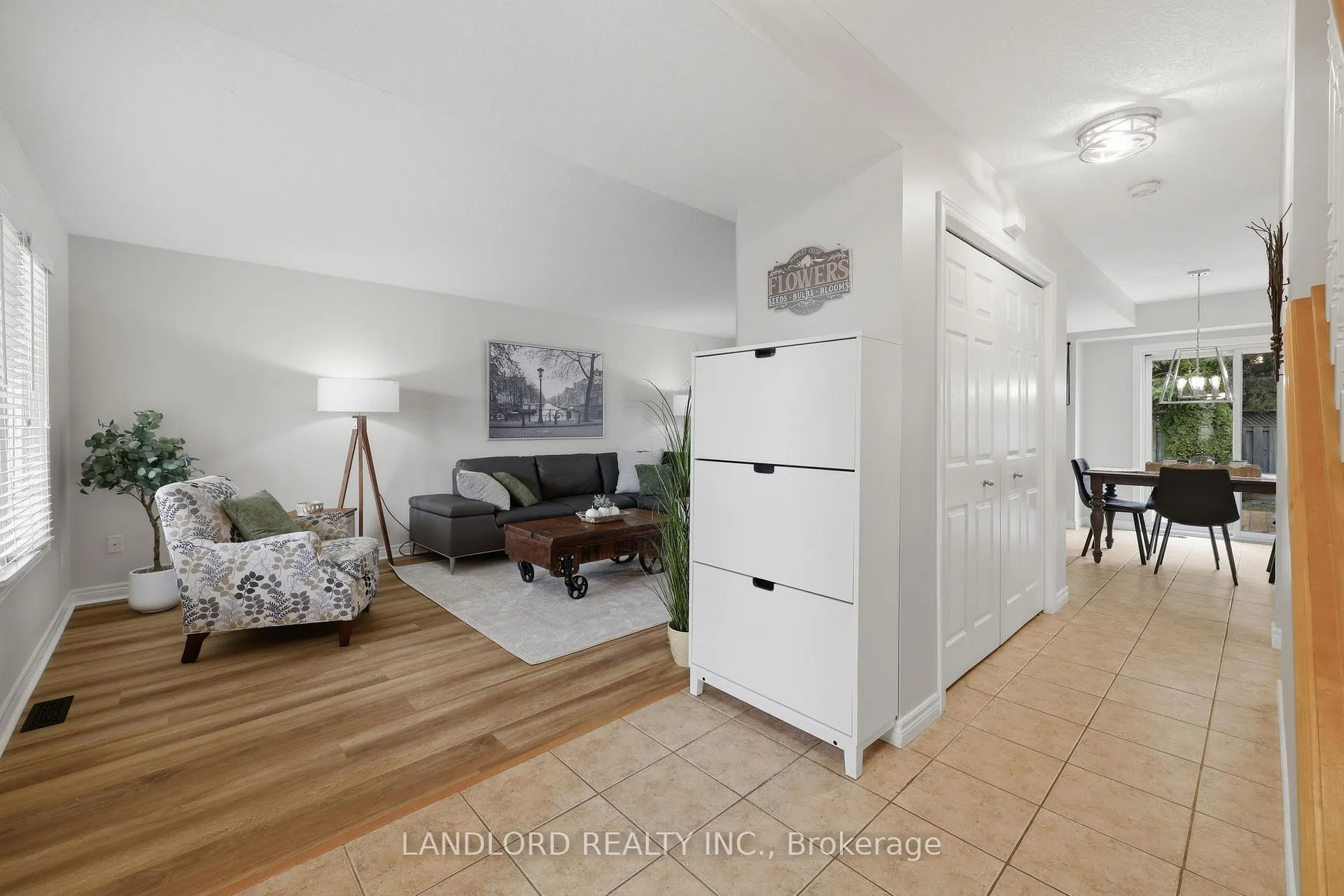 Photo 7 of 16 Windemere Place, St. Thomas — HOMEH