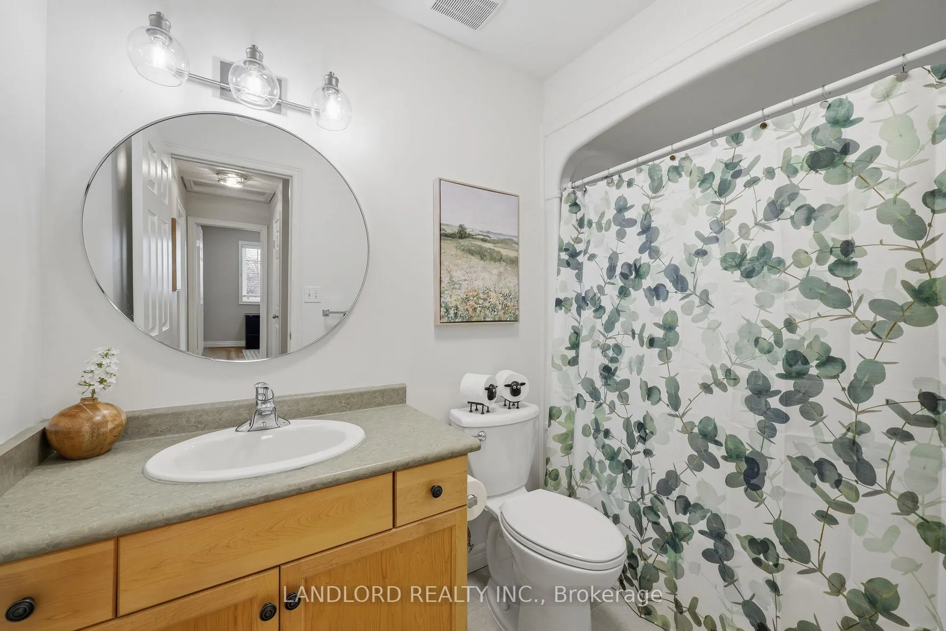 Photo 26 of 16 Windemere Place, St. Thomas — HOMEH