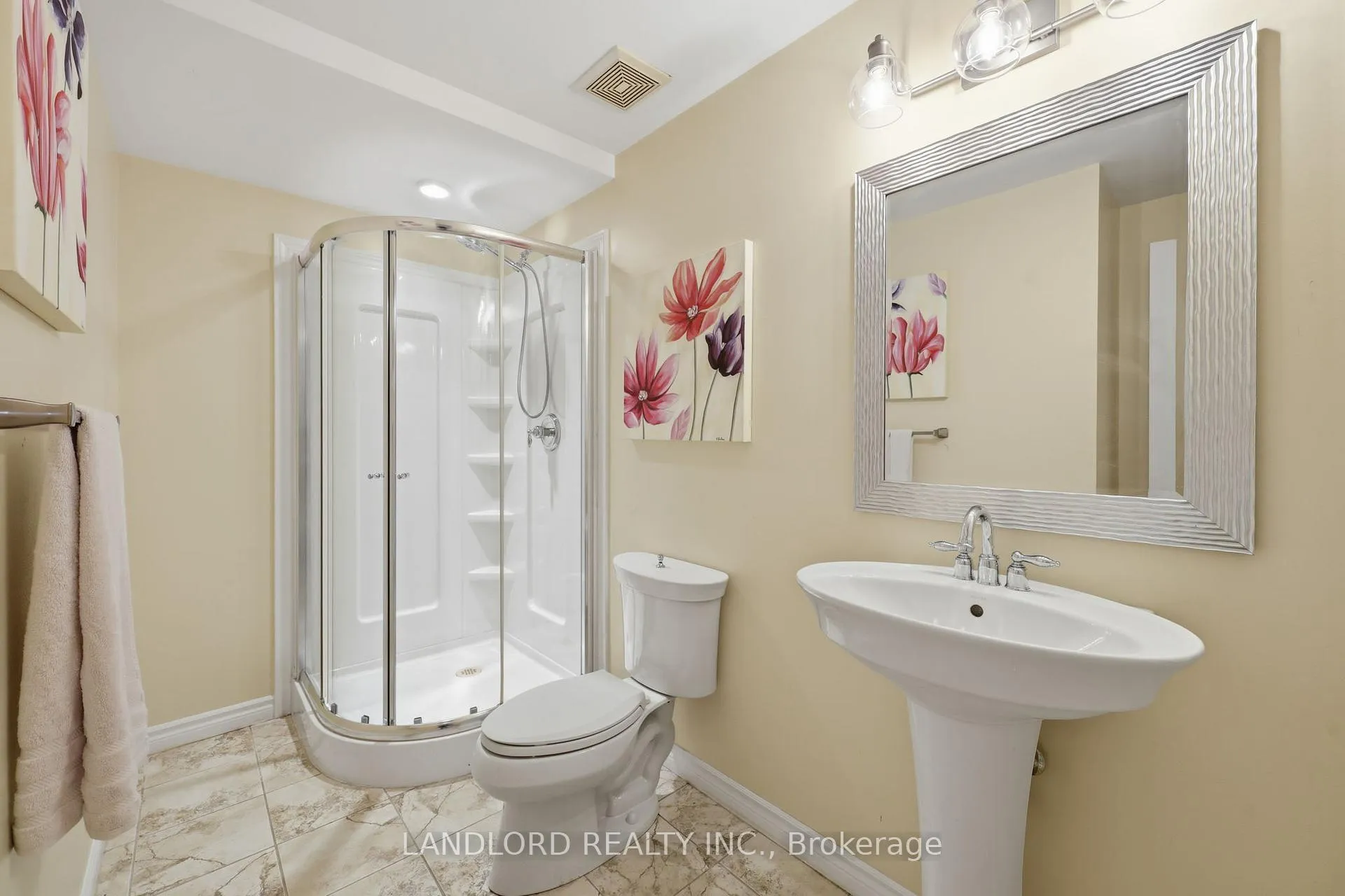 Photo 30 of 16 Windemere Place, St. Thomas — HOMEH