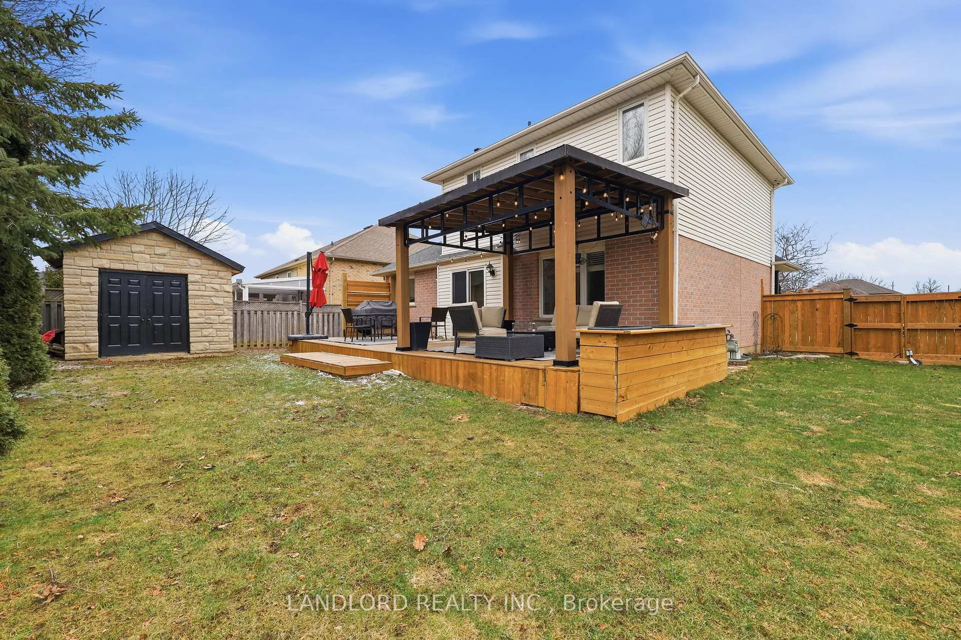 Photo 35 of 16 Windemere Place, St. Thomas — HOMEH