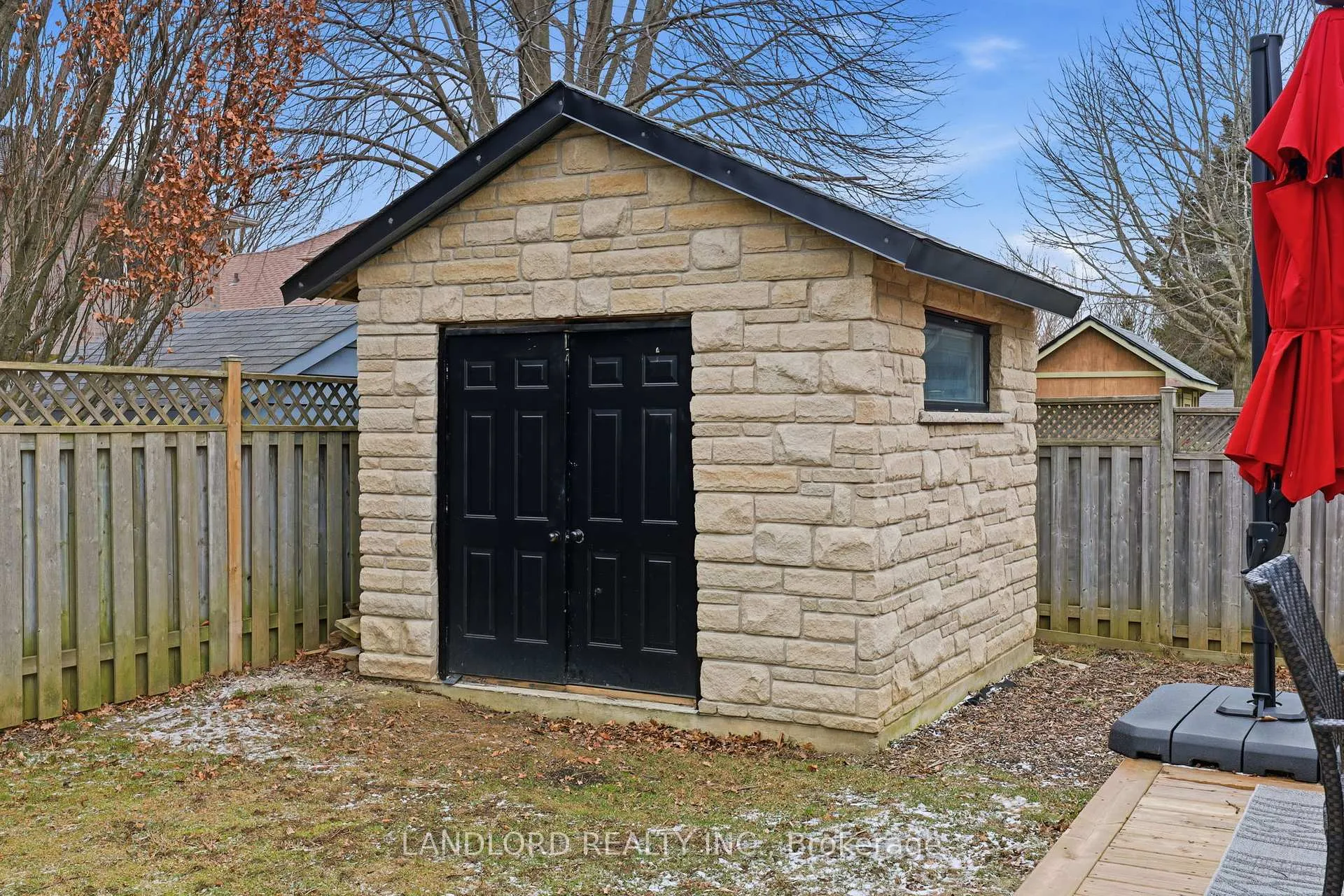 Photo 38 of 16 Windemere Place, St. Thomas — HOMEH