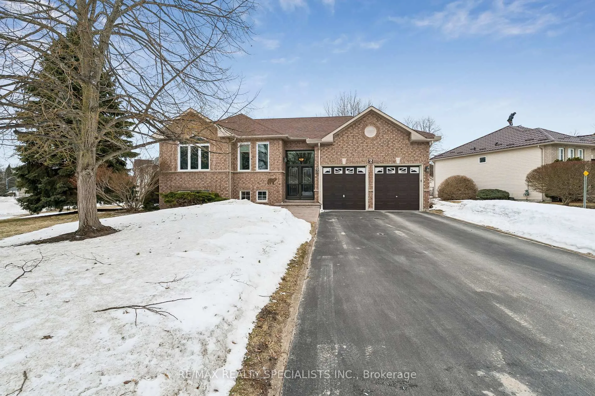 Photo 1 of 6 Silversands Crescent, Wasaga Beach — HOMEH