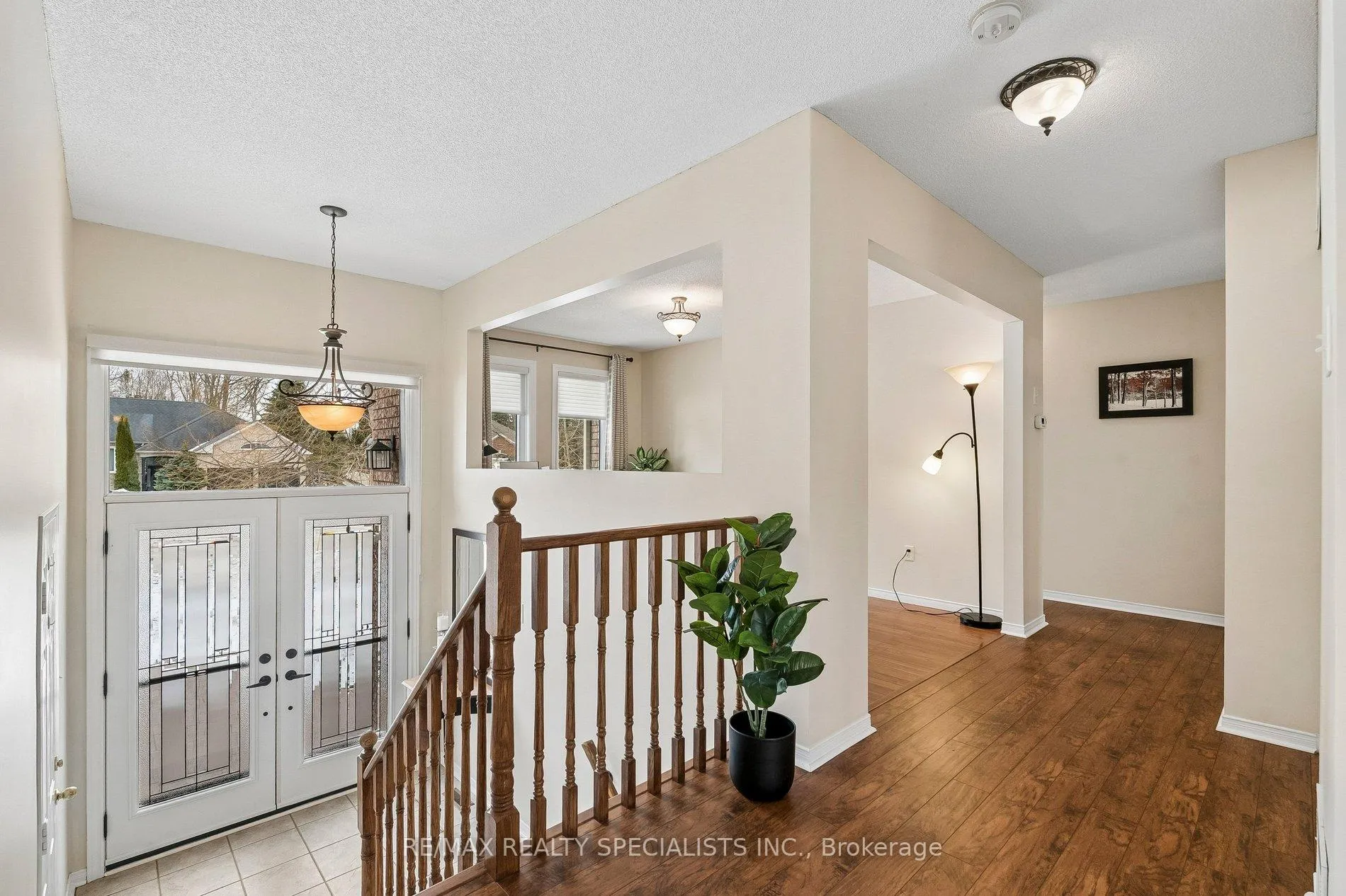 Photo 5 of 6 Silversands Crescent, Wasaga Beach — HOMEH