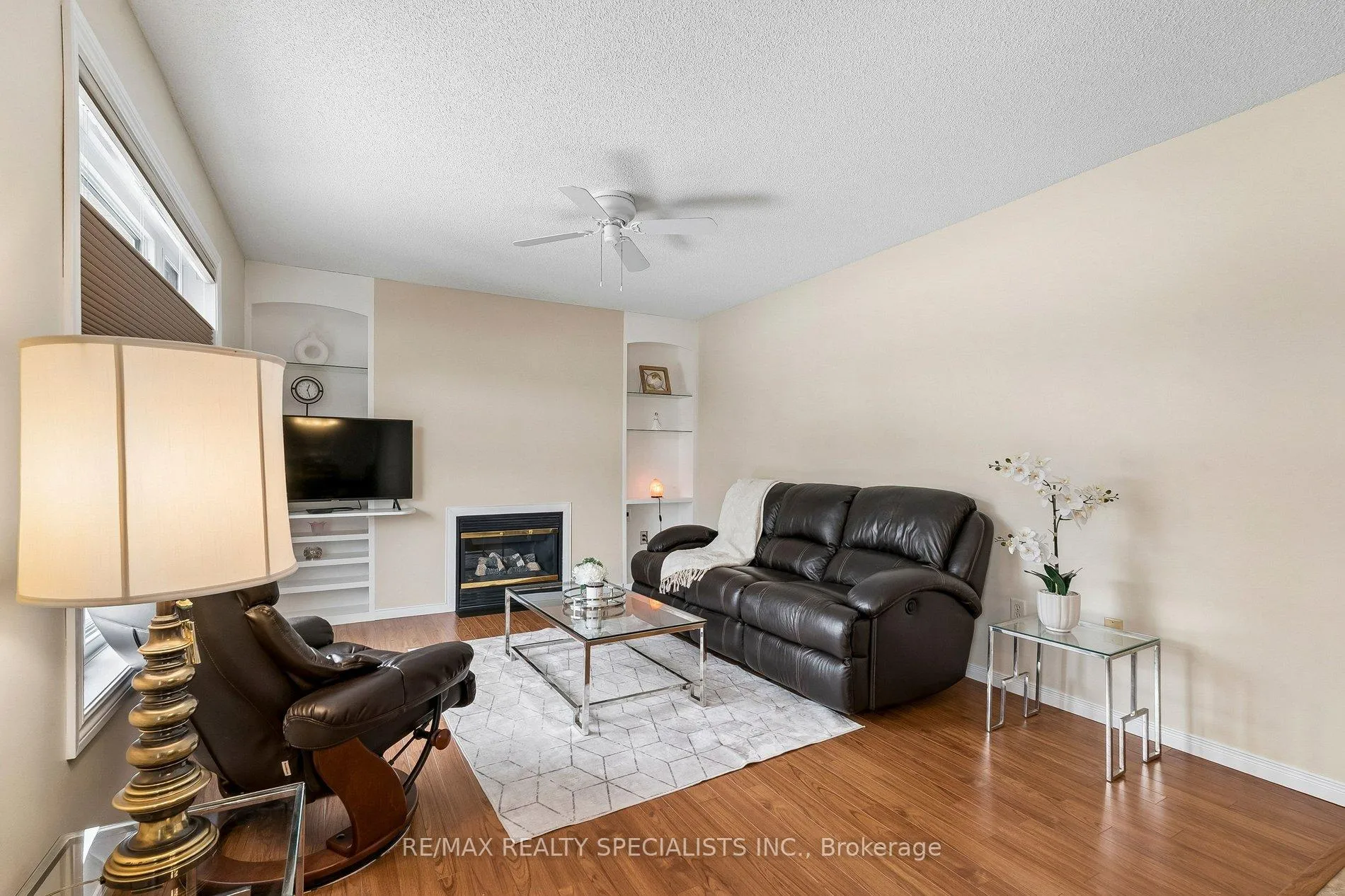 Photo 8 of 6 Silversands Crescent, Wasaga Beach — HOMEH