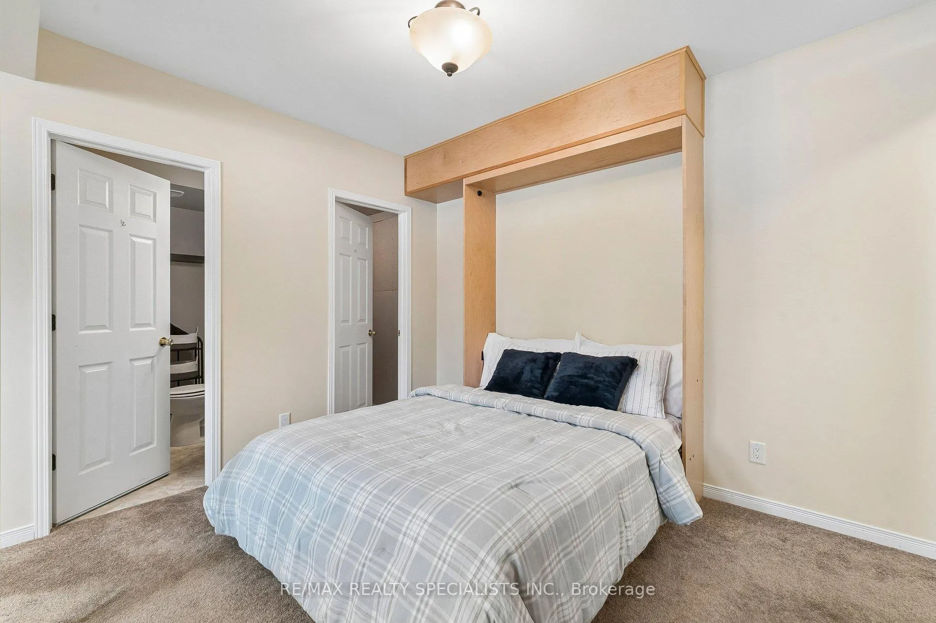 Photo 23 of 6 Silversands Crescent, Wasaga Beach — HOMEH