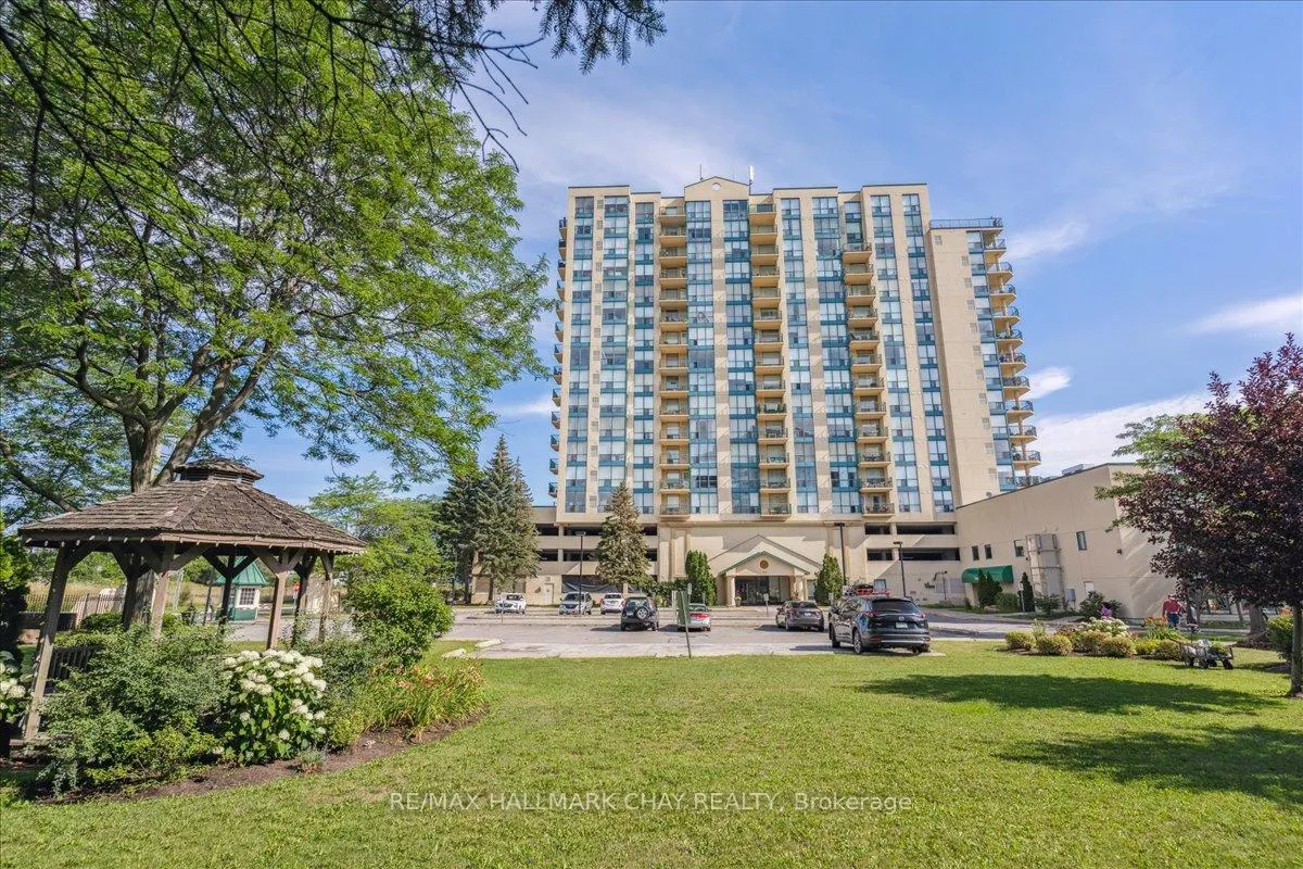 Photo 2 of Unit 607, 65 Ellen Street, Barrie, City Centre — HOMEH