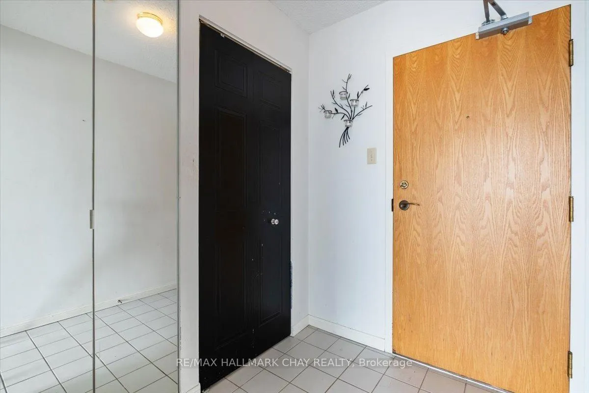 Photo 6 of Unit 607, 65 Ellen Street, Barrie, City Centre — HOMEH