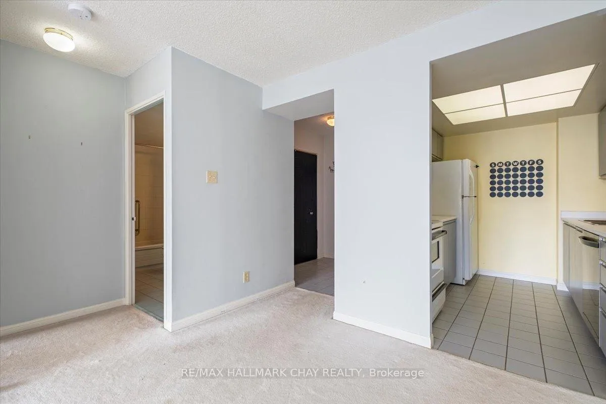 Photo 9 of Unit 607, 65 Ellen Street, Barrie, City Centre — HOMEH