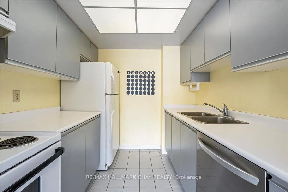 Photo 10 of Unit 607, 65 Ellen Street, Barrie, City Centre — HOMEH