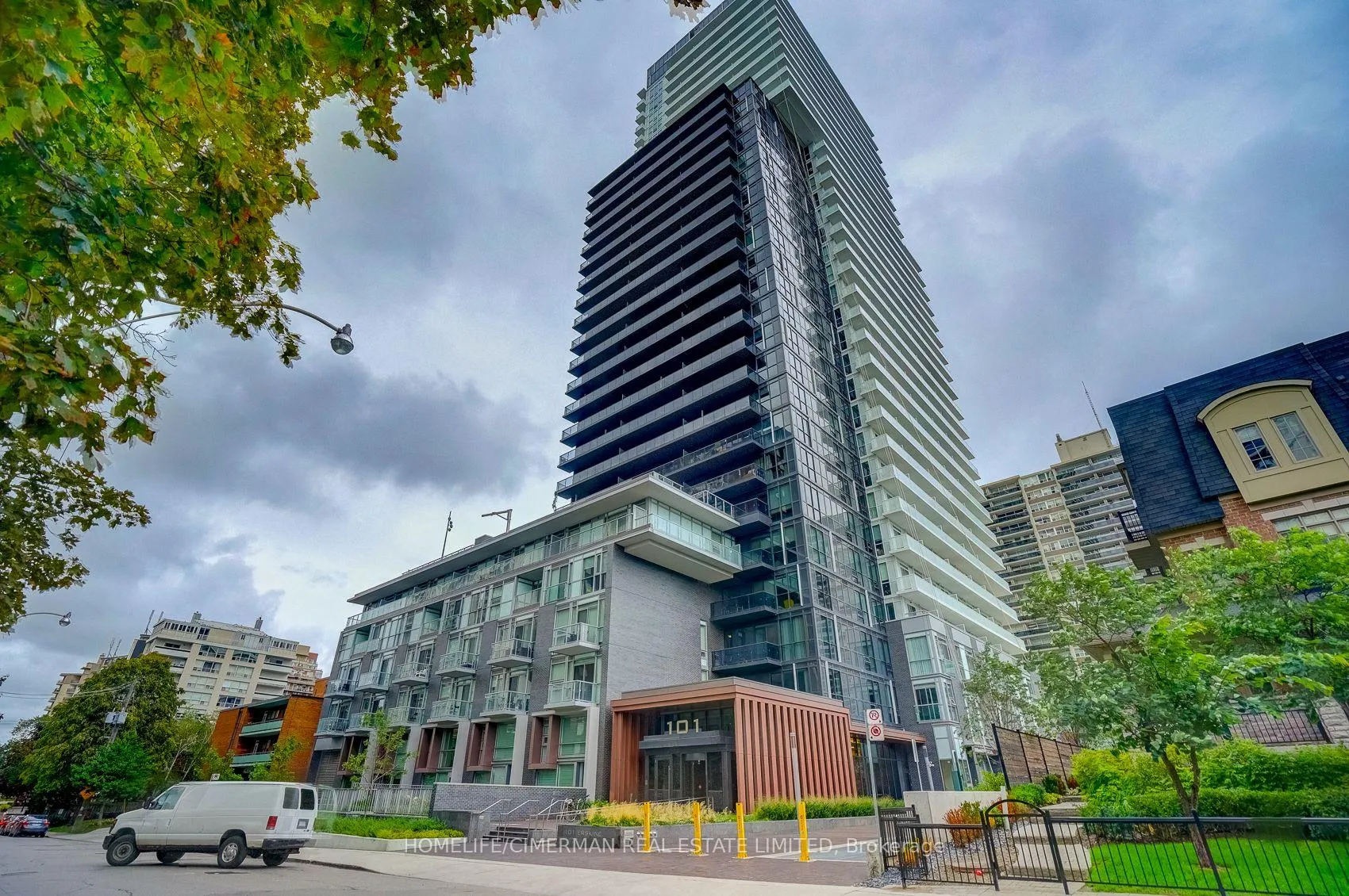 Front of Unit 2002, 101 Erskine Avenue