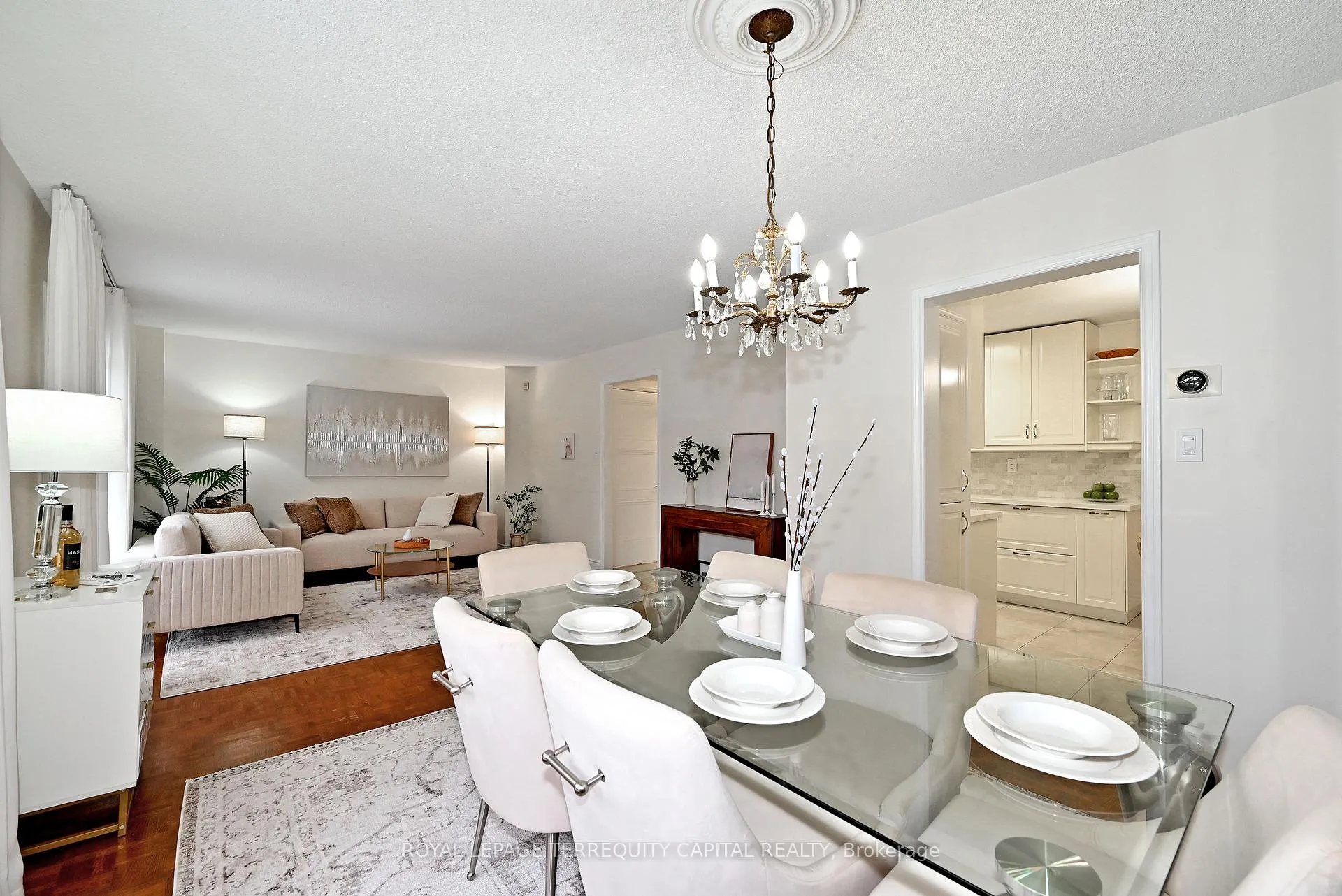 Photo 21 of 69 Wade Gate, Vaughan, Brownridge — HOMEH