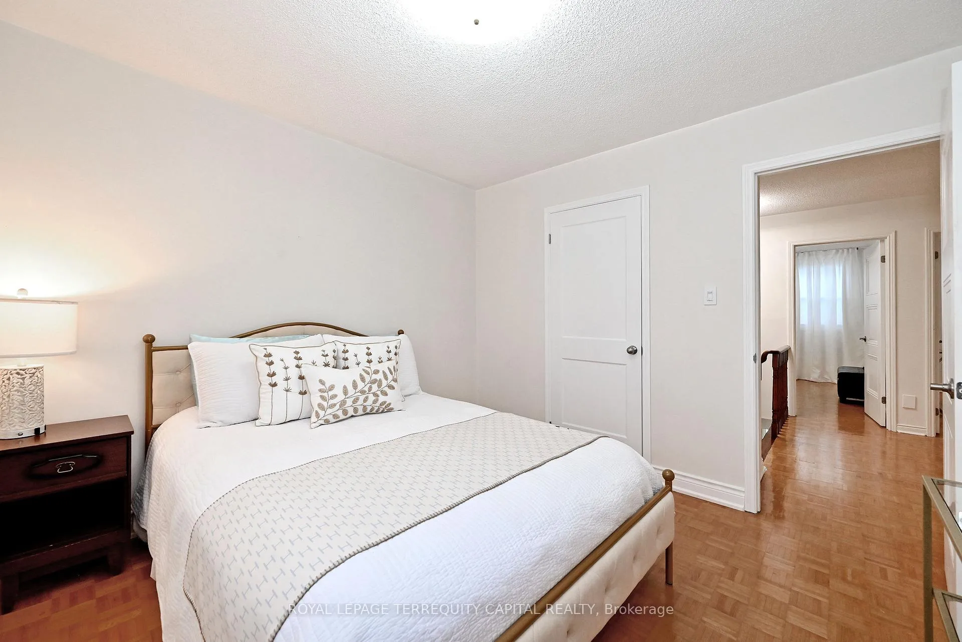 Photo 34 of 69 Wade Gate, Vaughan, Brownridge — HOMEH