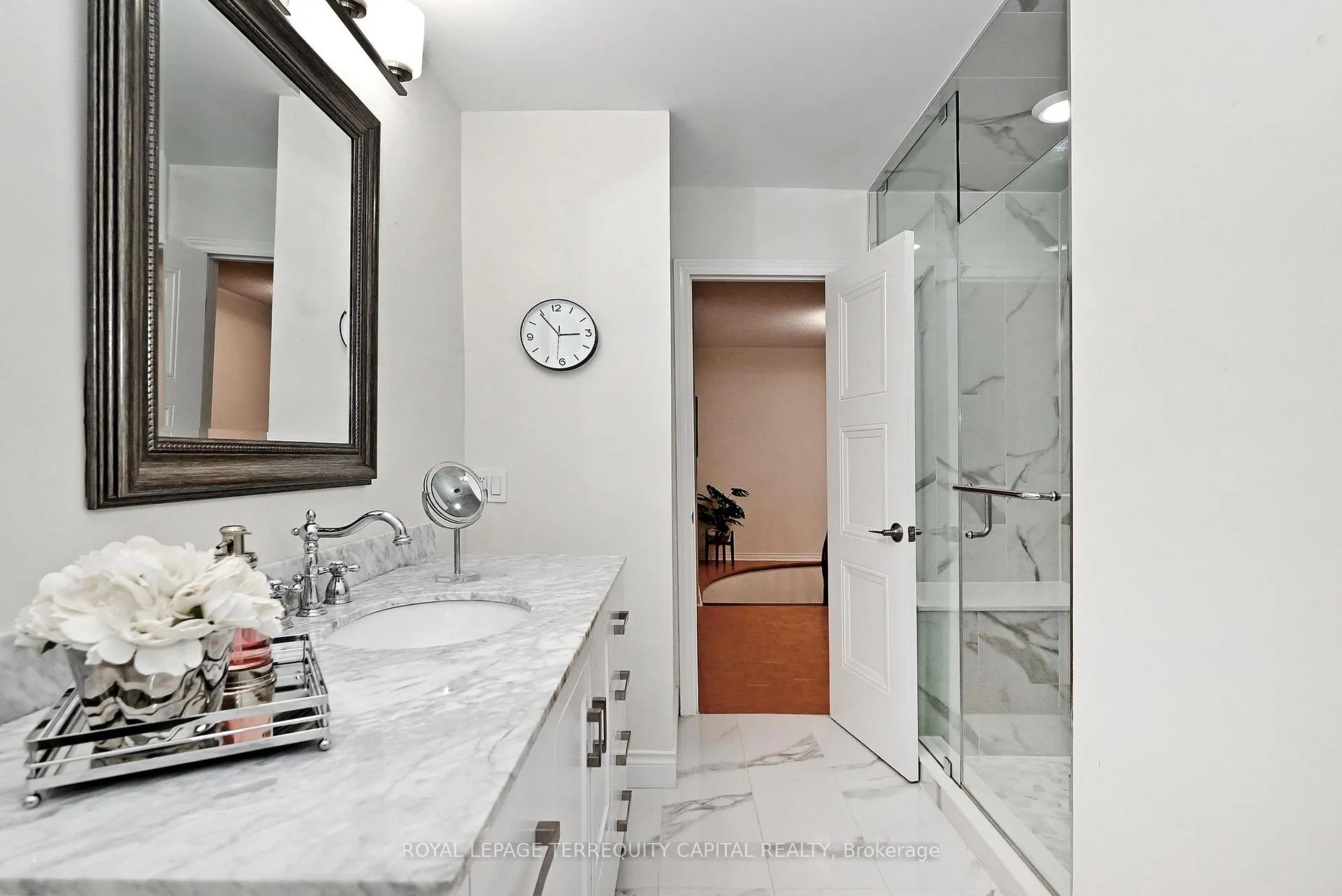 Photo 36 of 69 Wade Gate, Vaughan, Brownridge — HOMEH